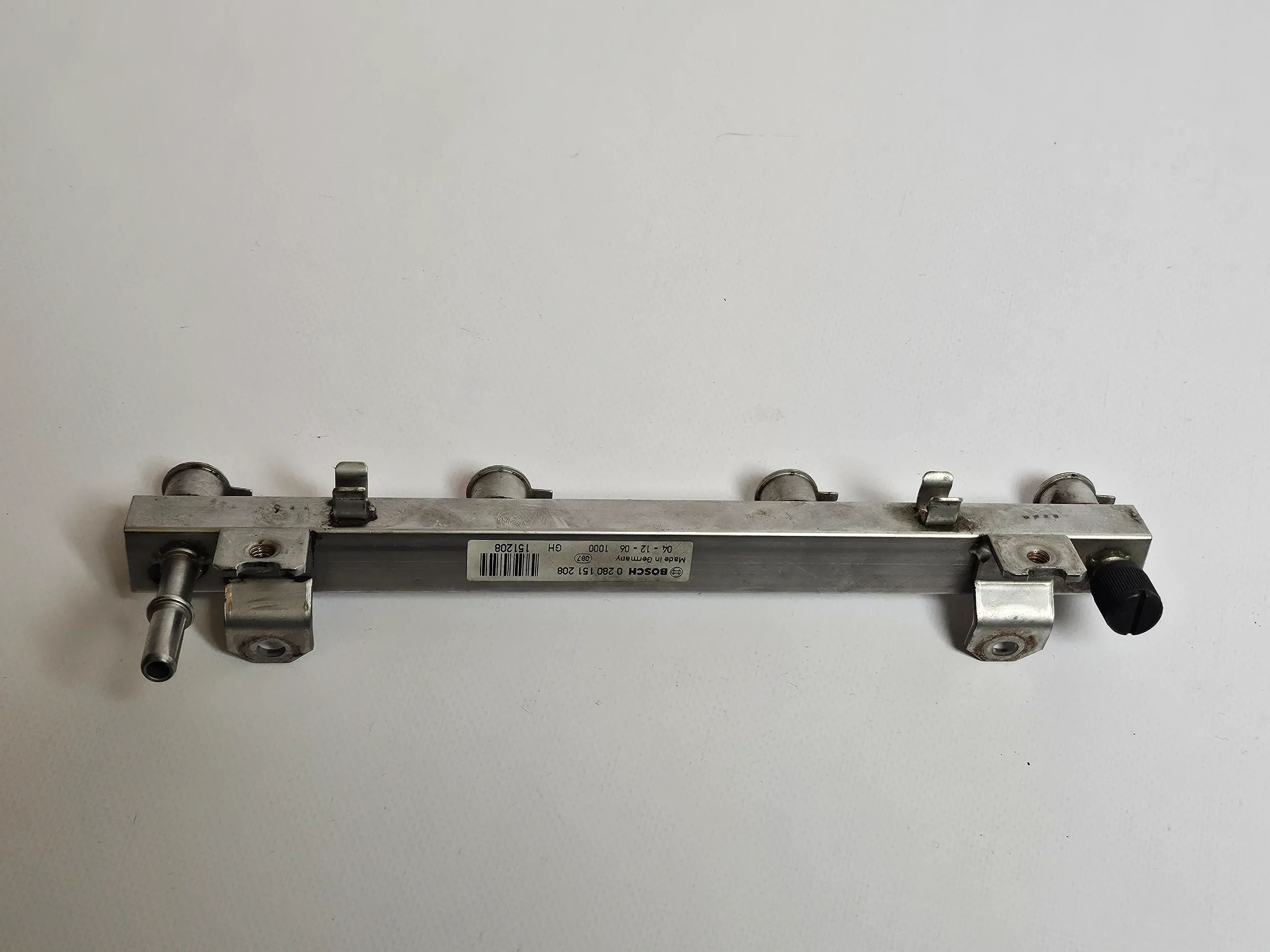 Oryginalna listwa wtryskowa Opel Corsa D Astra H Tigra B 1,2 1,4 0280151208
