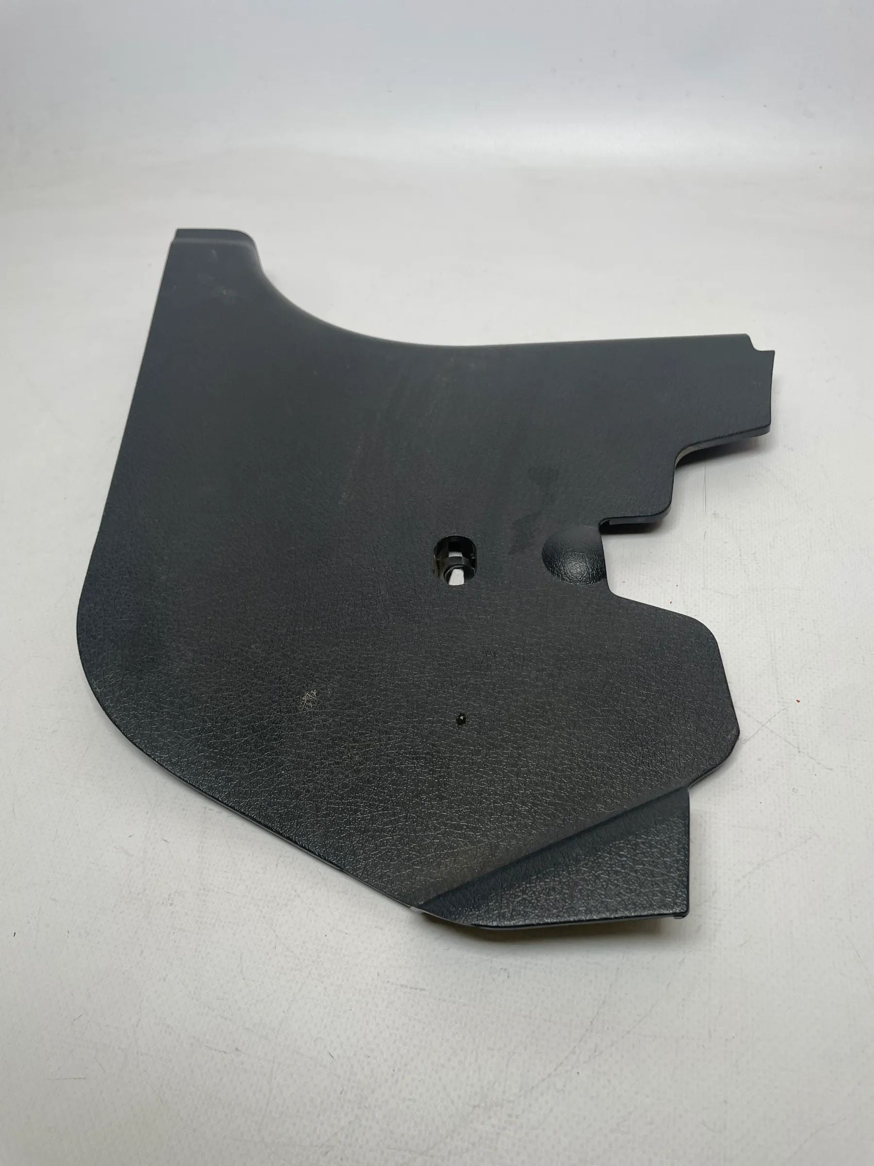 Original Mercedes C-Klasse (W203) Verkleidung ASäule Unten Links a2036880106