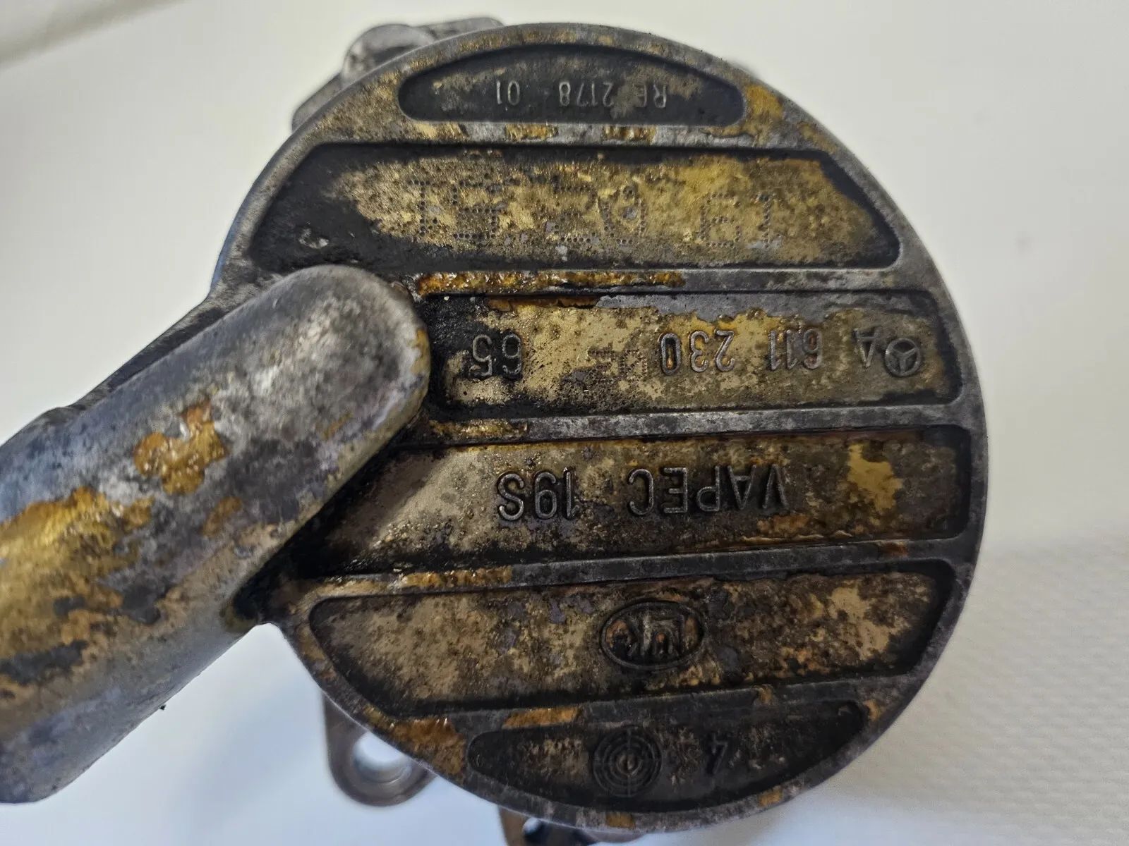 Bomba de vacío bomba de depresión A61123065 MERCEDES-BENZ C-KLASSE (W203) C 220 CDI