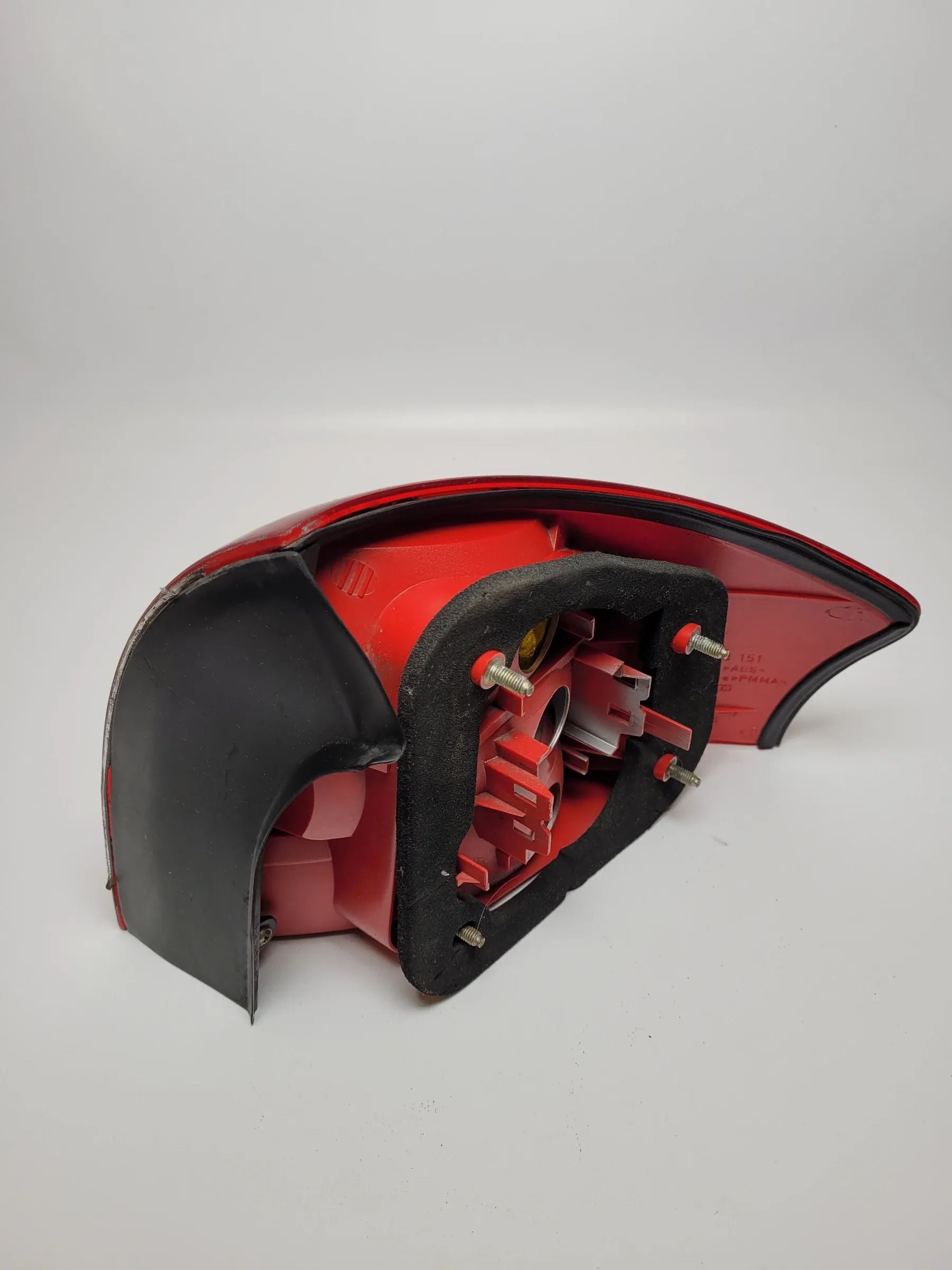 Orijinal Audi A6 (4B2, 4B4) Sol Arka Stop Lambası Hella 4B5945095