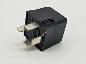 Mercedes-Benz S Klasse W221 HELLA รีเลย์มัลติฟังก์ชัน 4RA00779100 A0025421319 อะไหล่แท้