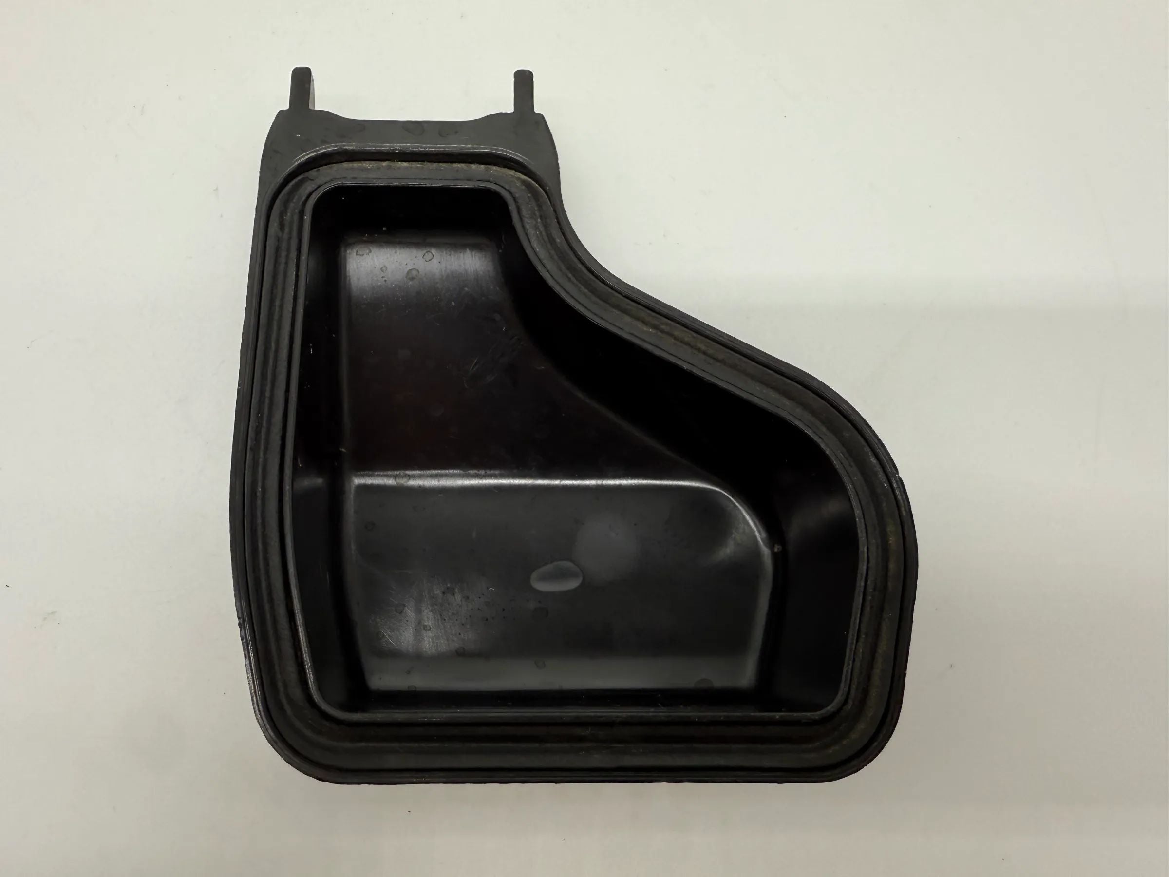 Oryginalna osłona reflektora Audi A4 (8E5/8E2/B6) prawa