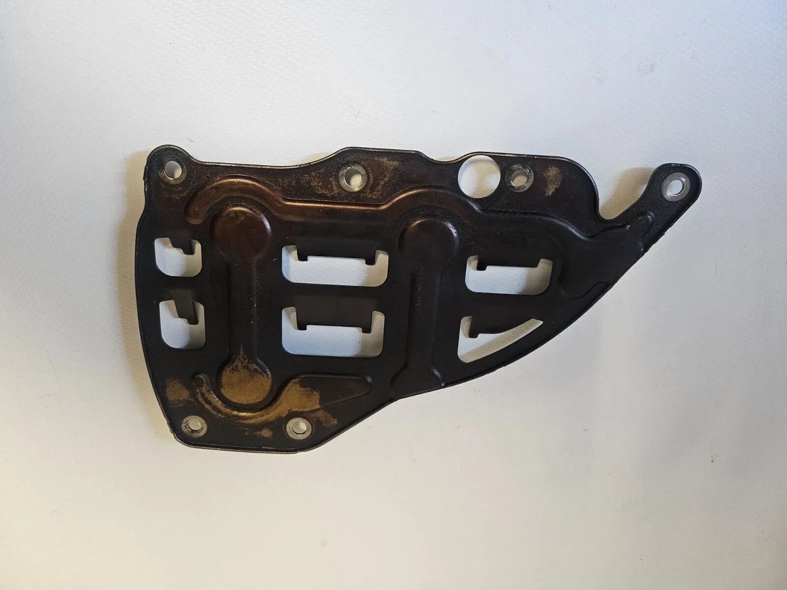 อะไหล่แท้ BMW 116i Aut. ฝาปิดอ่างน้ำมันเครื่อง 7600465