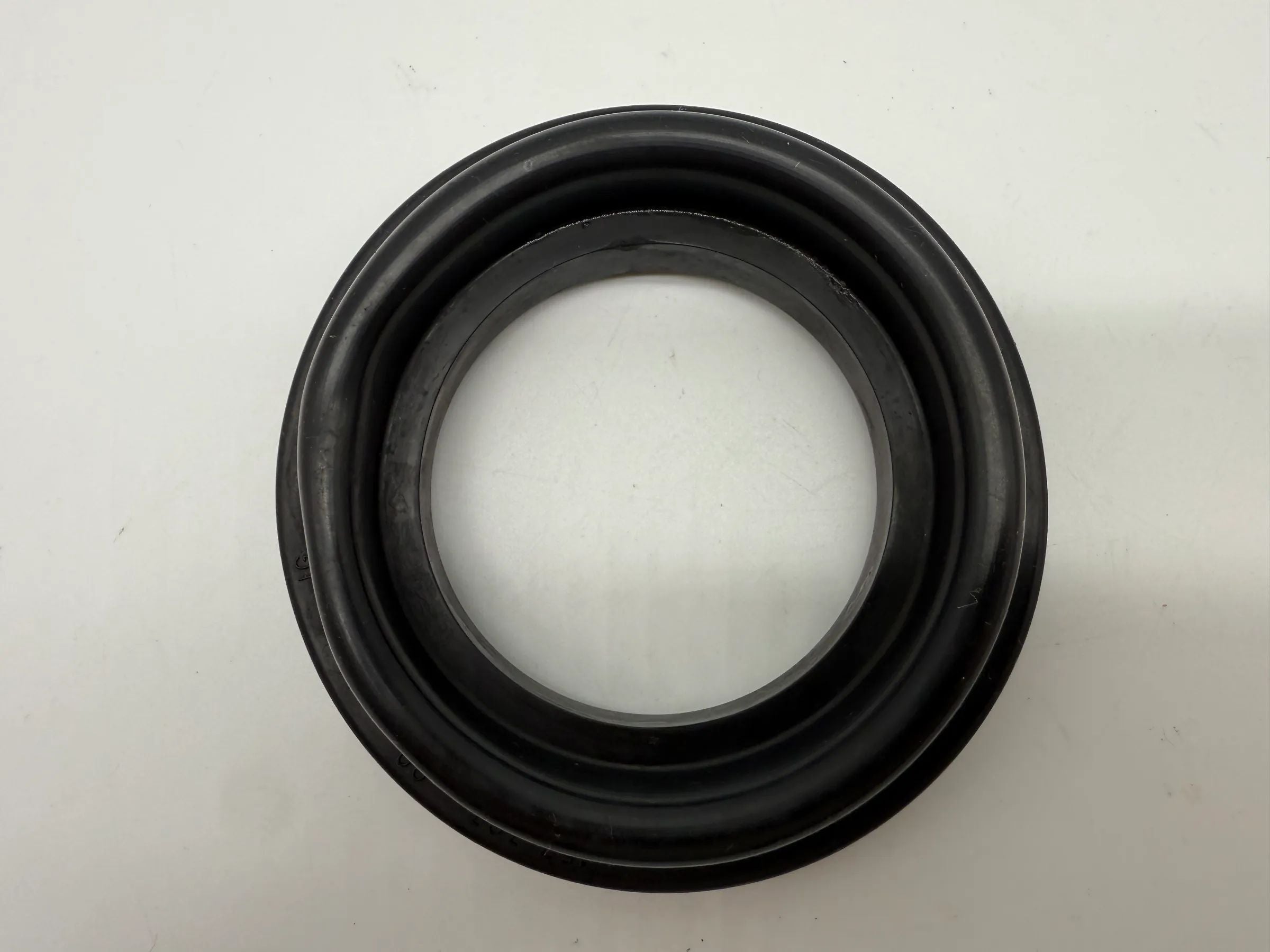 Oryginalna osłona gumowa lampy przedniej Opel Astra G 157 303-00
