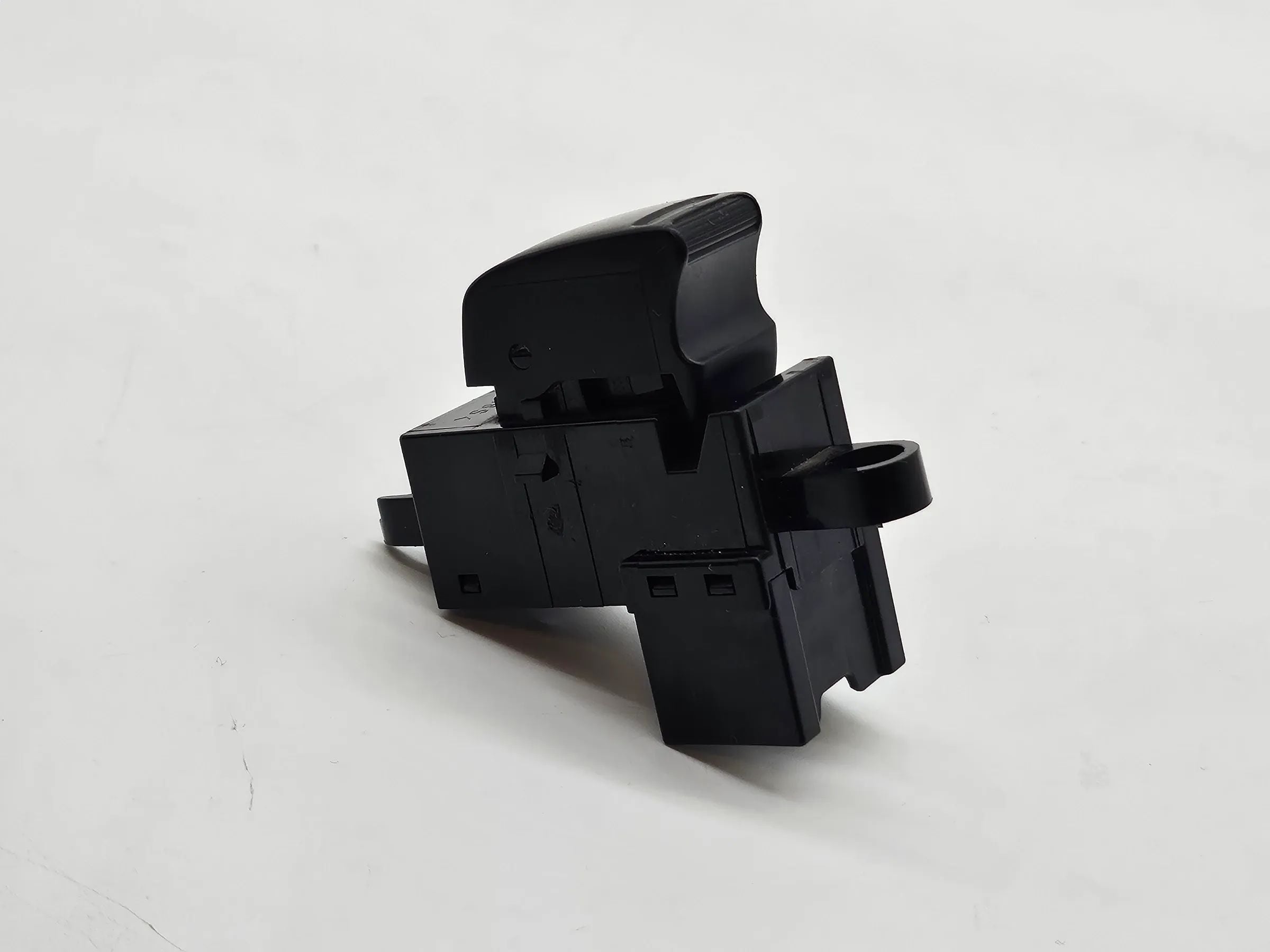 Oryginalny Nissan Primera P12 przełącznik podnośnika szyby tył prawy 25411AV600