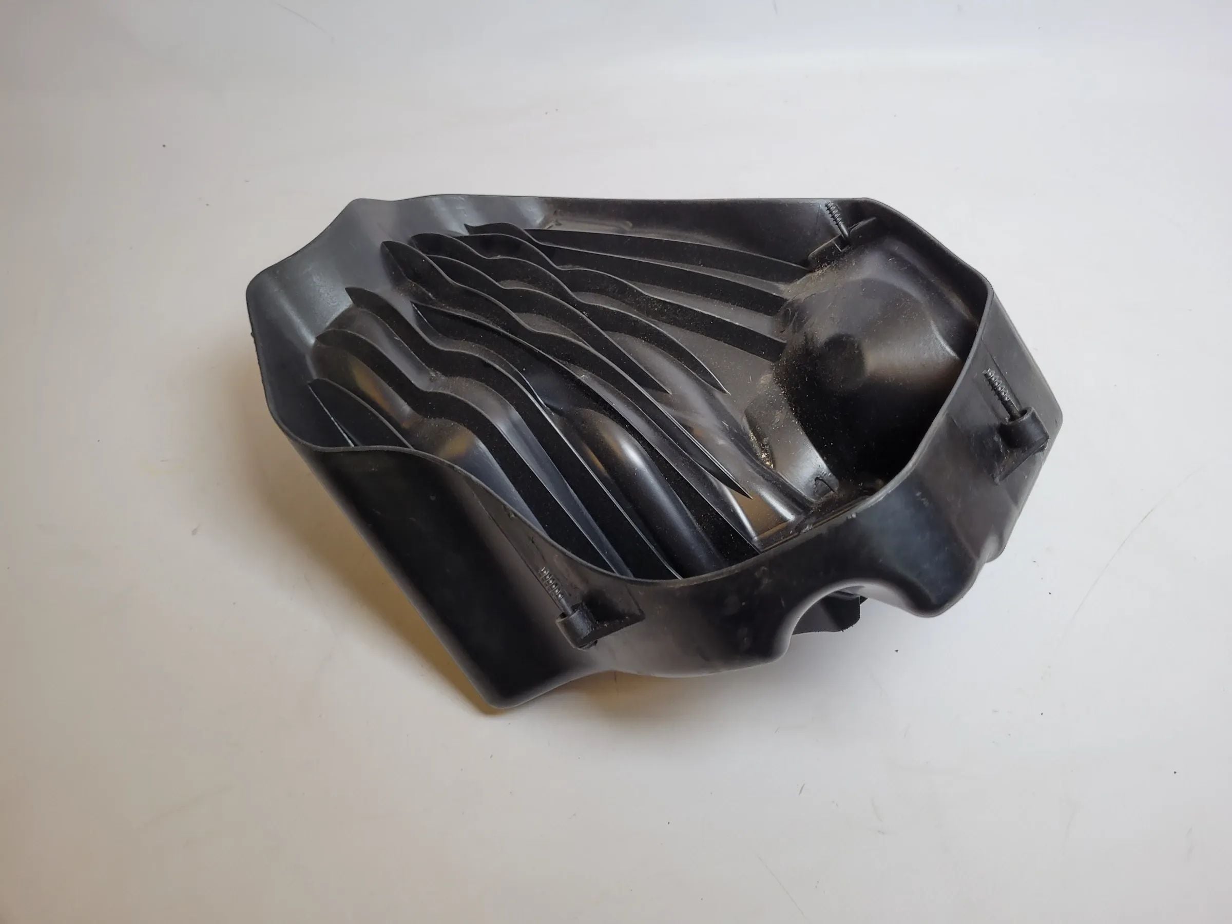 BMW 5er Touring E39 Luftfilterkasten 13.71-7532754-04 Original