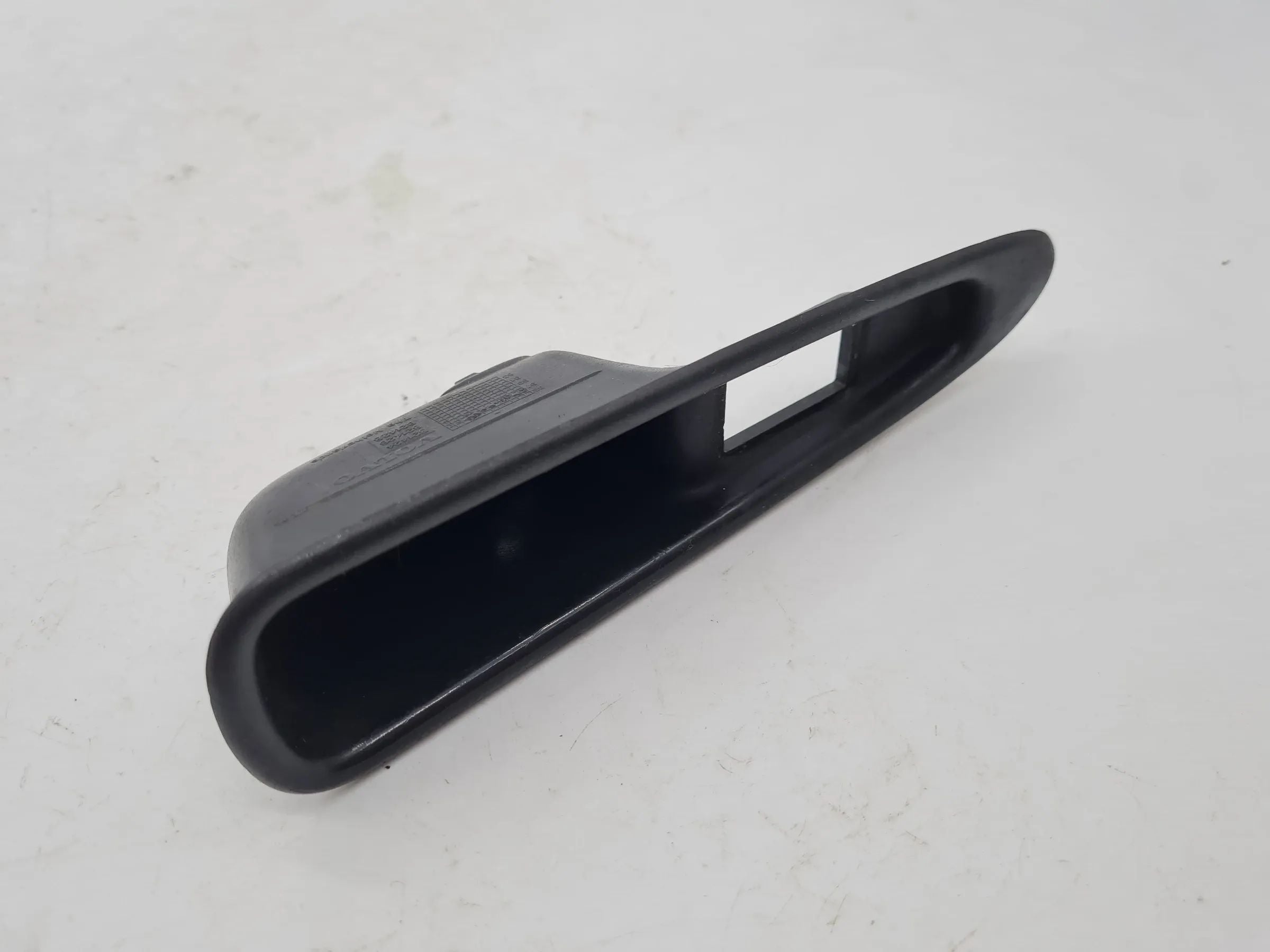 Volvo V40/S40 (644/645) Fensterschalter Schale Vorne Links 821424 Original