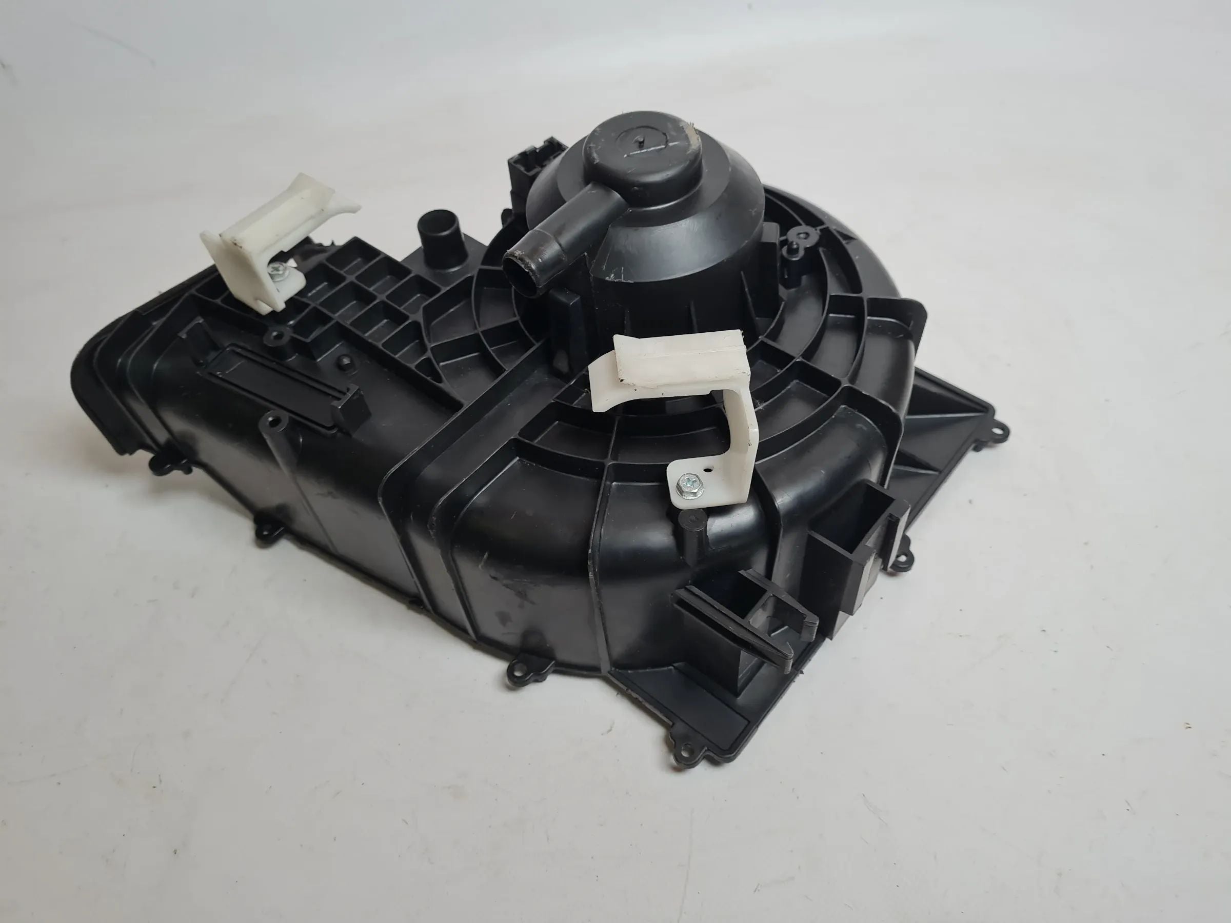 Original Nissan Primera P12 Gebläsemotor 27200AV603