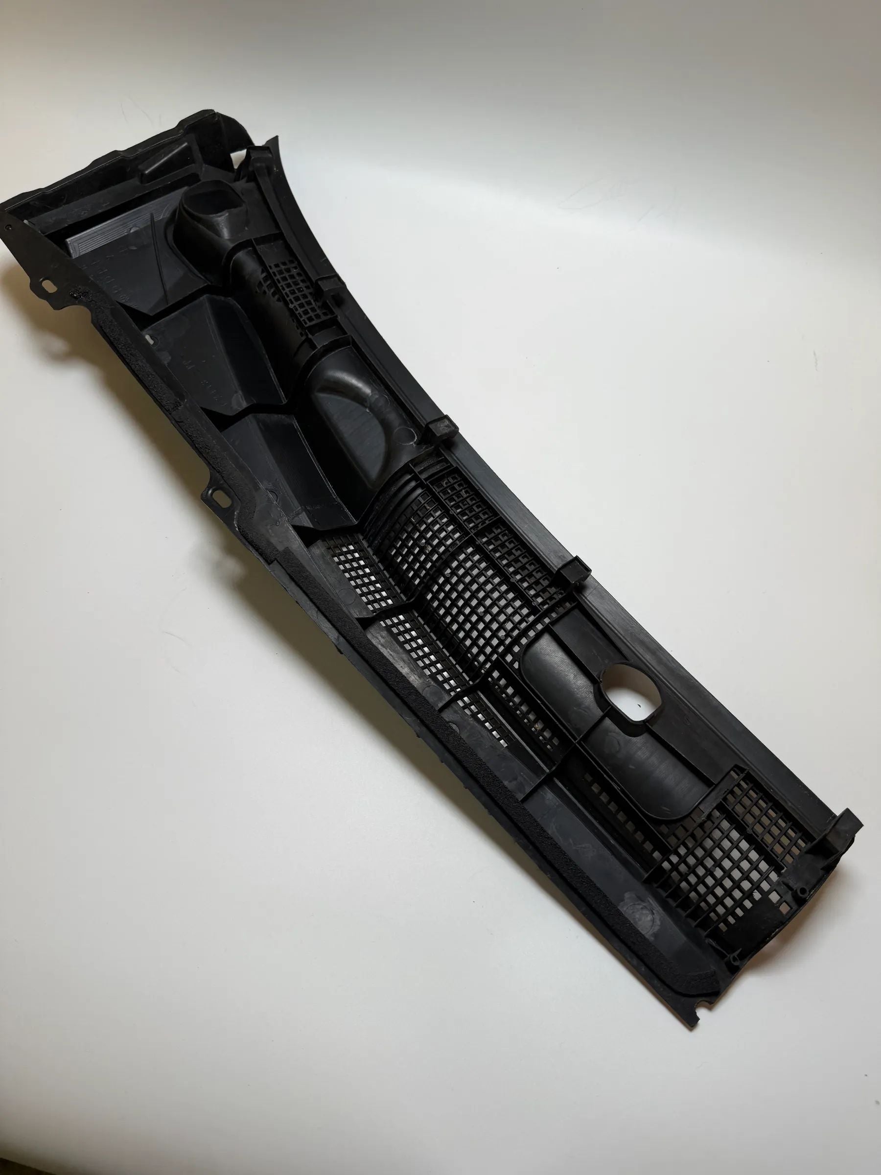 Cowl panel for MAZDA 6 STATION WAGON (GY) 2.0 GJ6A507SI 