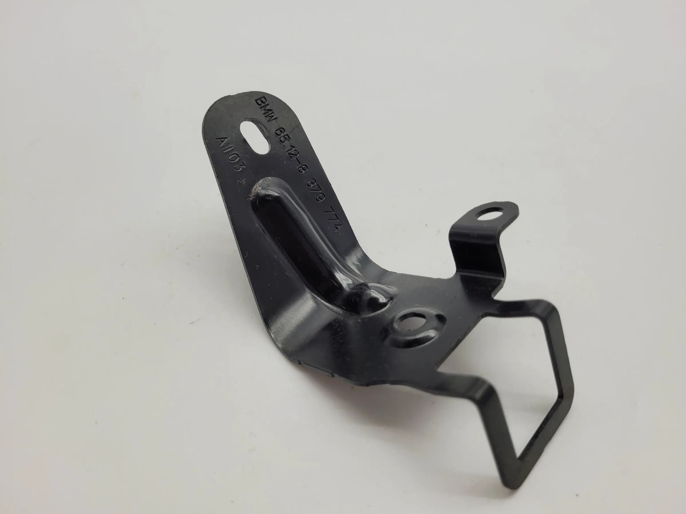 Original BMW X5 (E53) Teilehalter Bord Monitor Radio 65.12-8379774