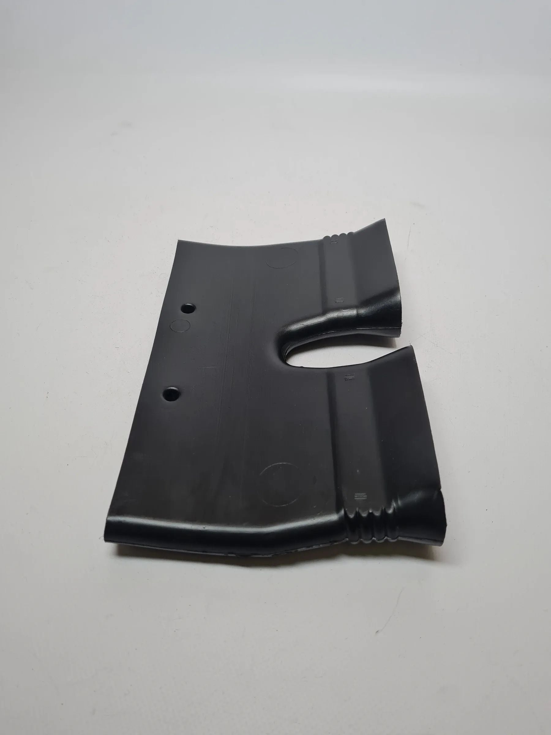 Original BMW X5 (E53) Fußbodenheizung Luftkanal Links 8408771