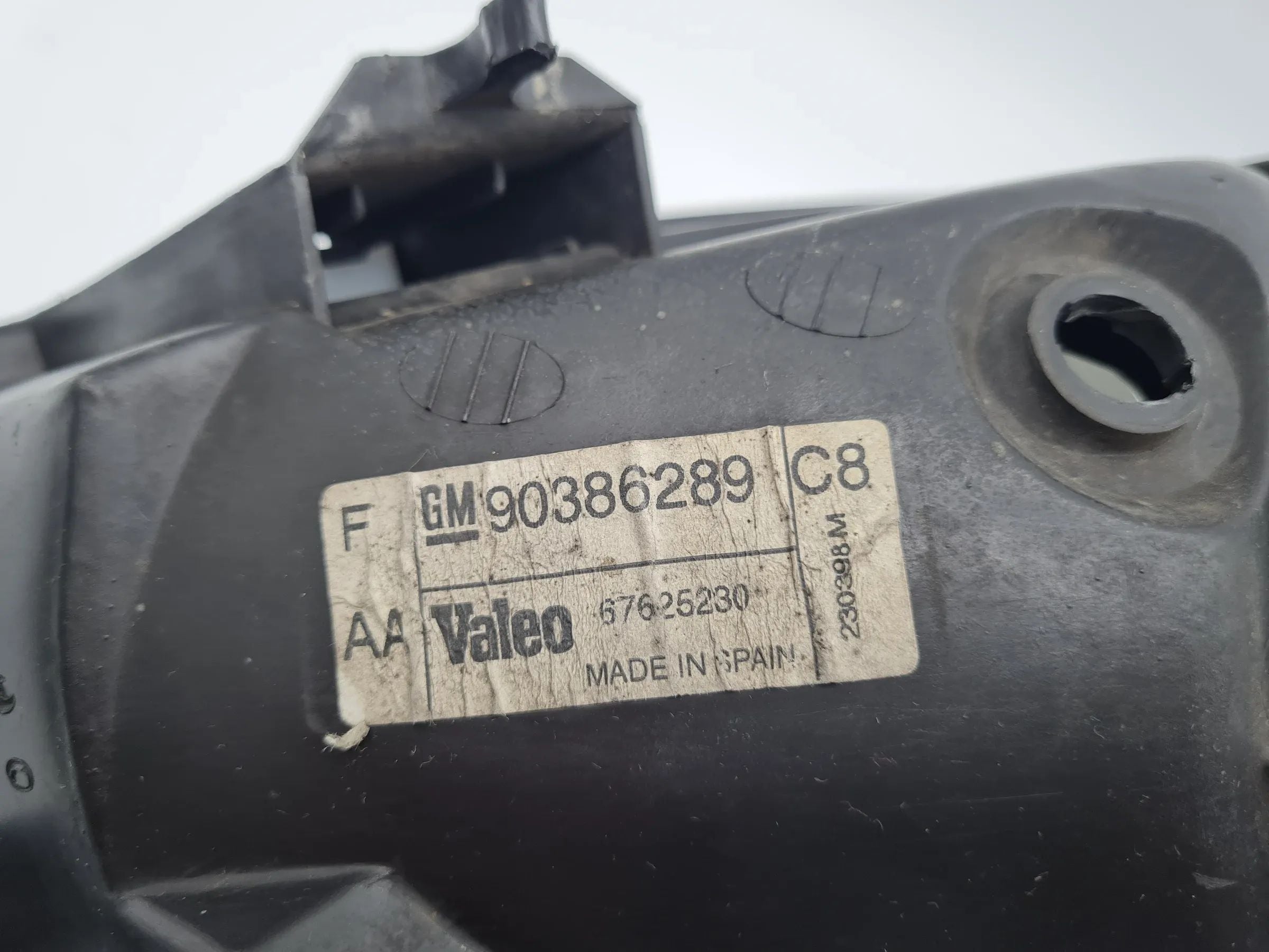 Original Opel Corsa B (S93) Scheinwerfer / Frontleuchte Links 90386289