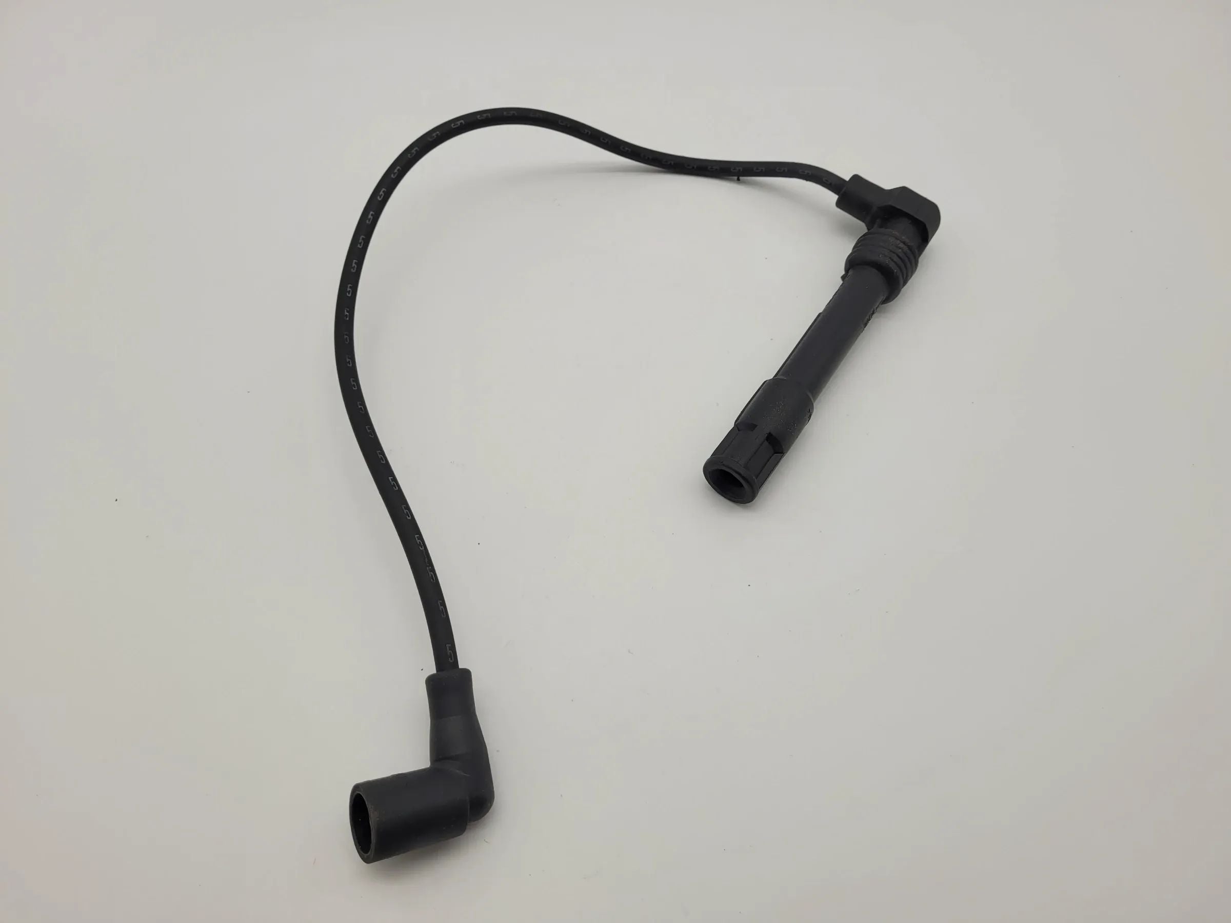 Original Audi A4/A6 VW Passat Zündkabel Zylinder 5 06A035255A / 13299/5