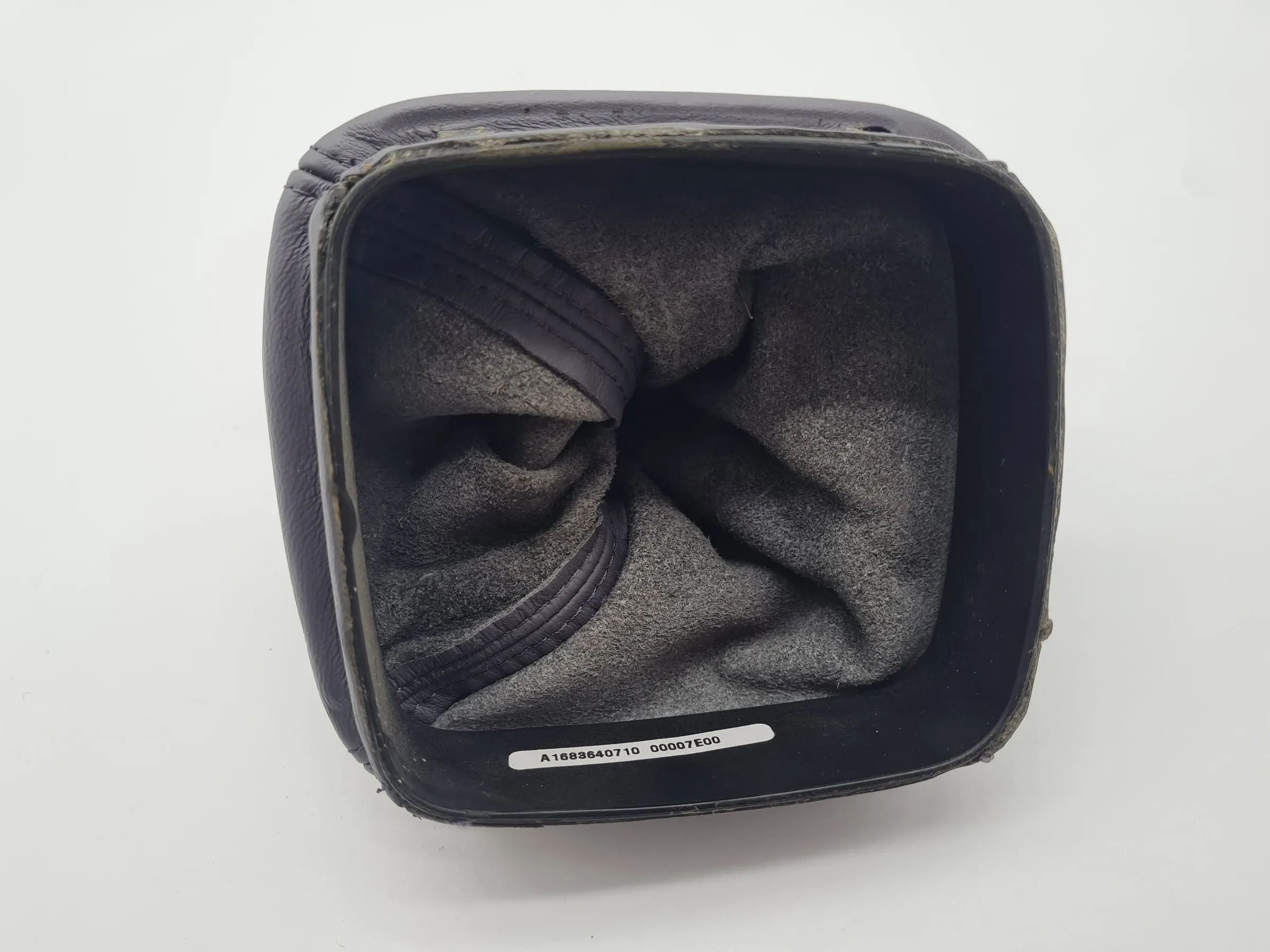 Original Mercedes-Benz A-Klasse Schaltmanschette / Schaltknauf Grau A1683640710