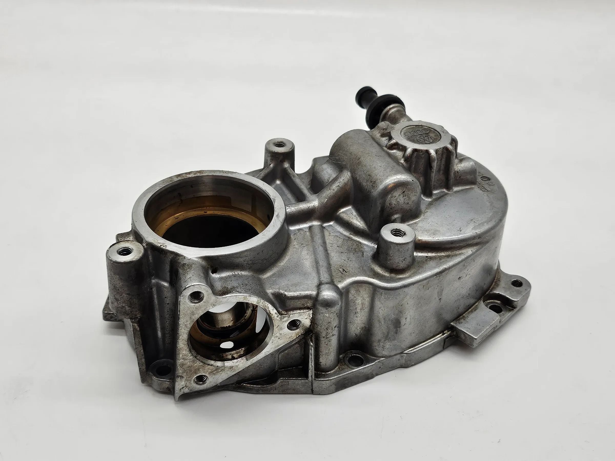 Audi A4 B6 2,0 FSI  AWA Gehäuse Nockenwelle Nockenwellenversteller 06D103530K