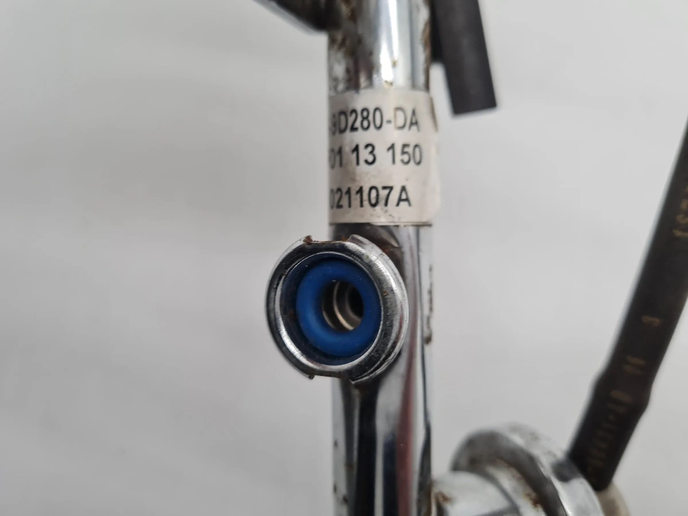 Original Ford Mondeo III 3 (BWY/B5Y/B4Y) Einspritzleiste 1S7G9D280DA