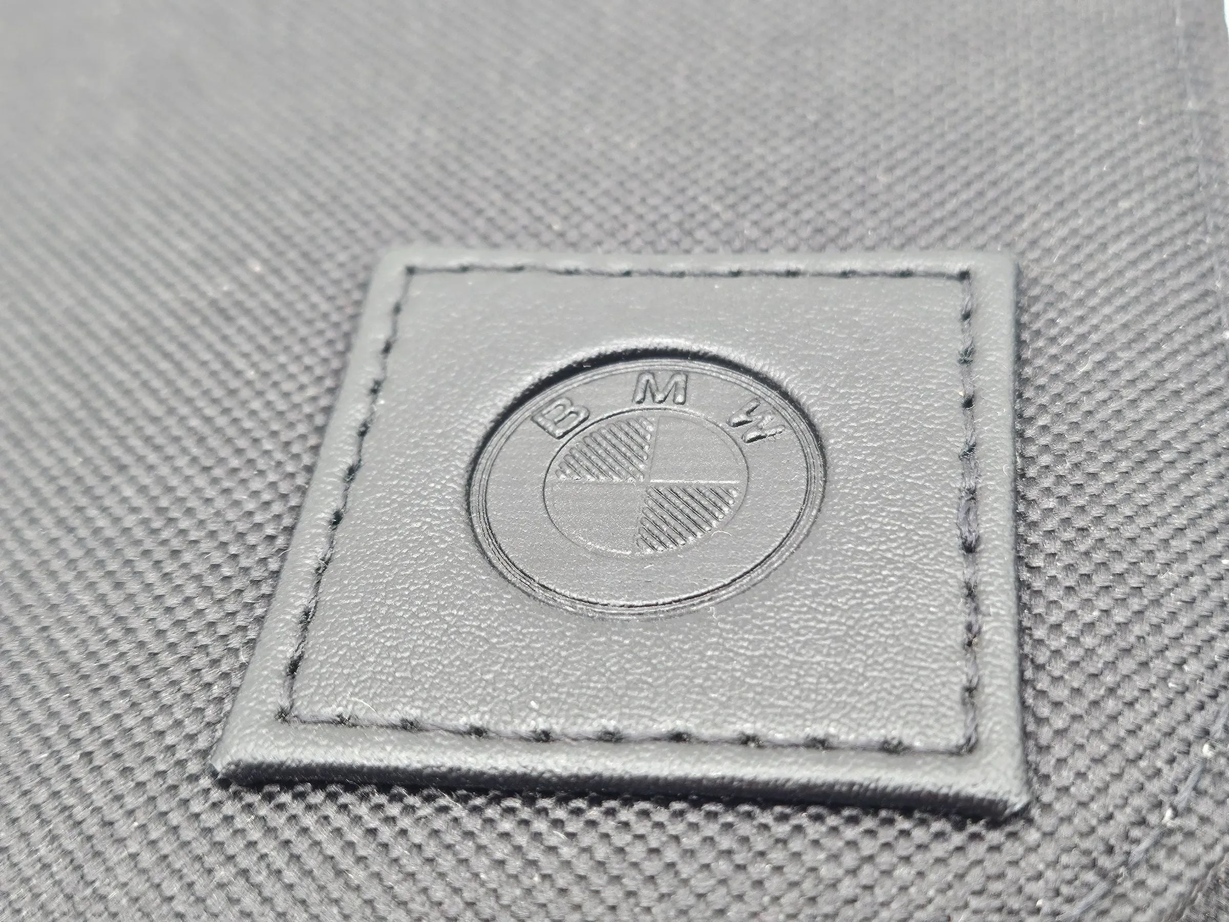 宝马原厂F30 F32 F36 F22大号布质行车记录夹