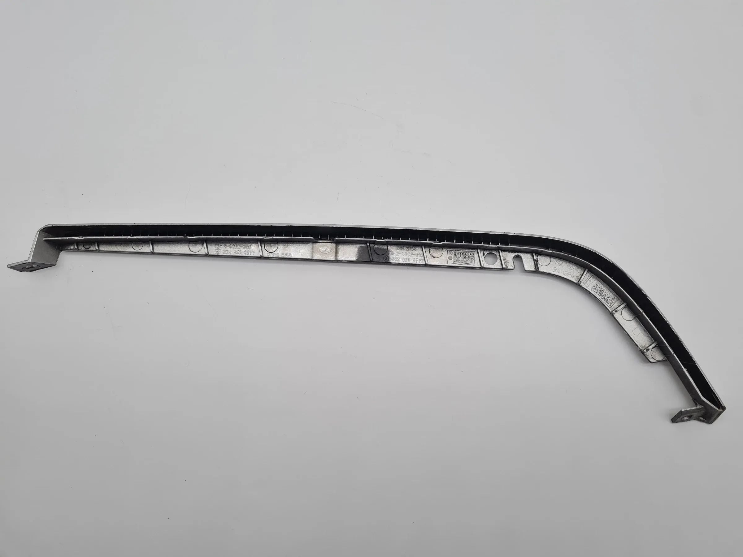 Original Mercedes-Benz C-Klasse W202 Scheinwerfer Leiste/Blende L. A2028260577