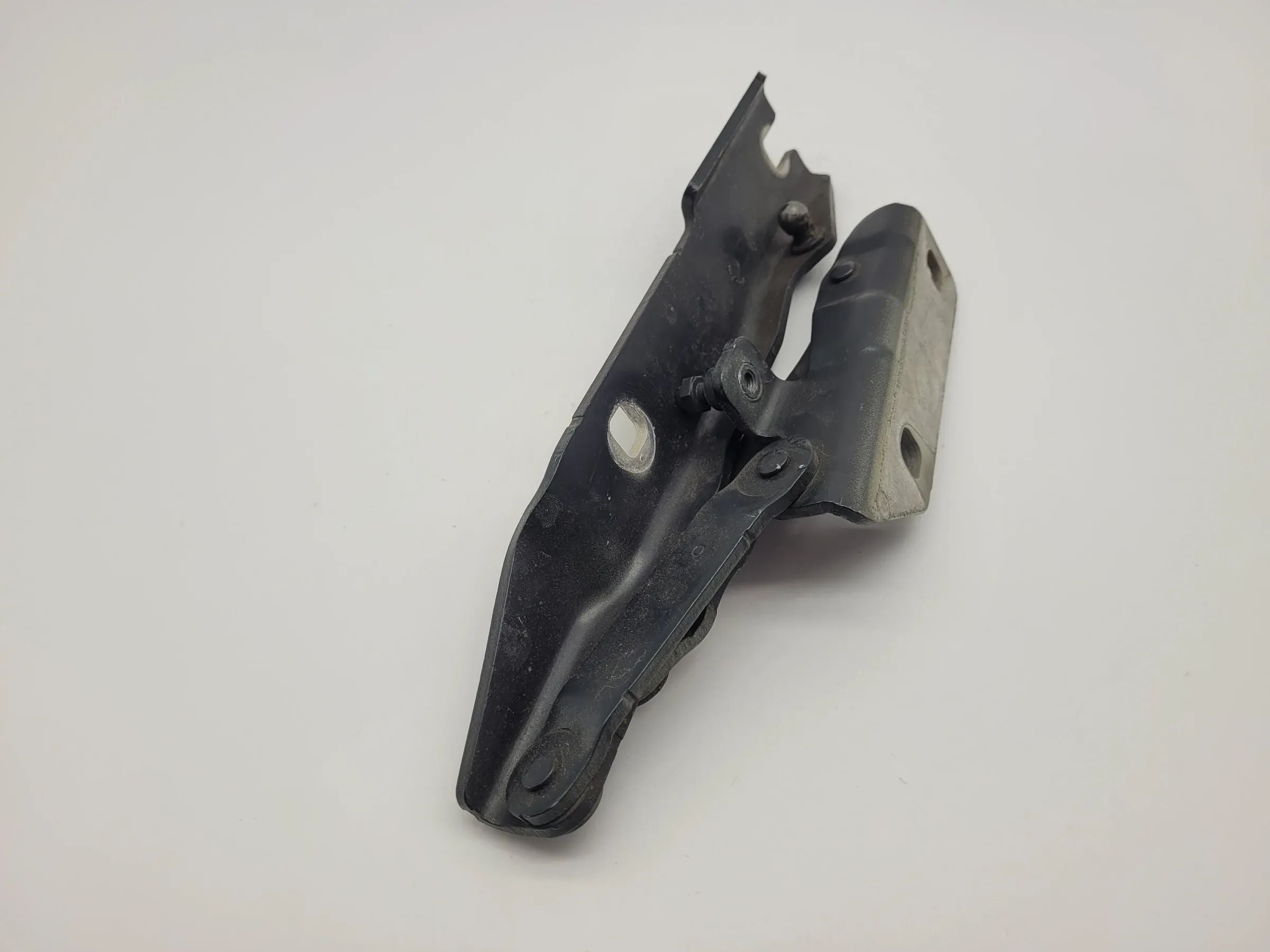 Original BMW 5er (E60/E61) Scharnier Motorhaube Vorne Links 41.61-7 008 727