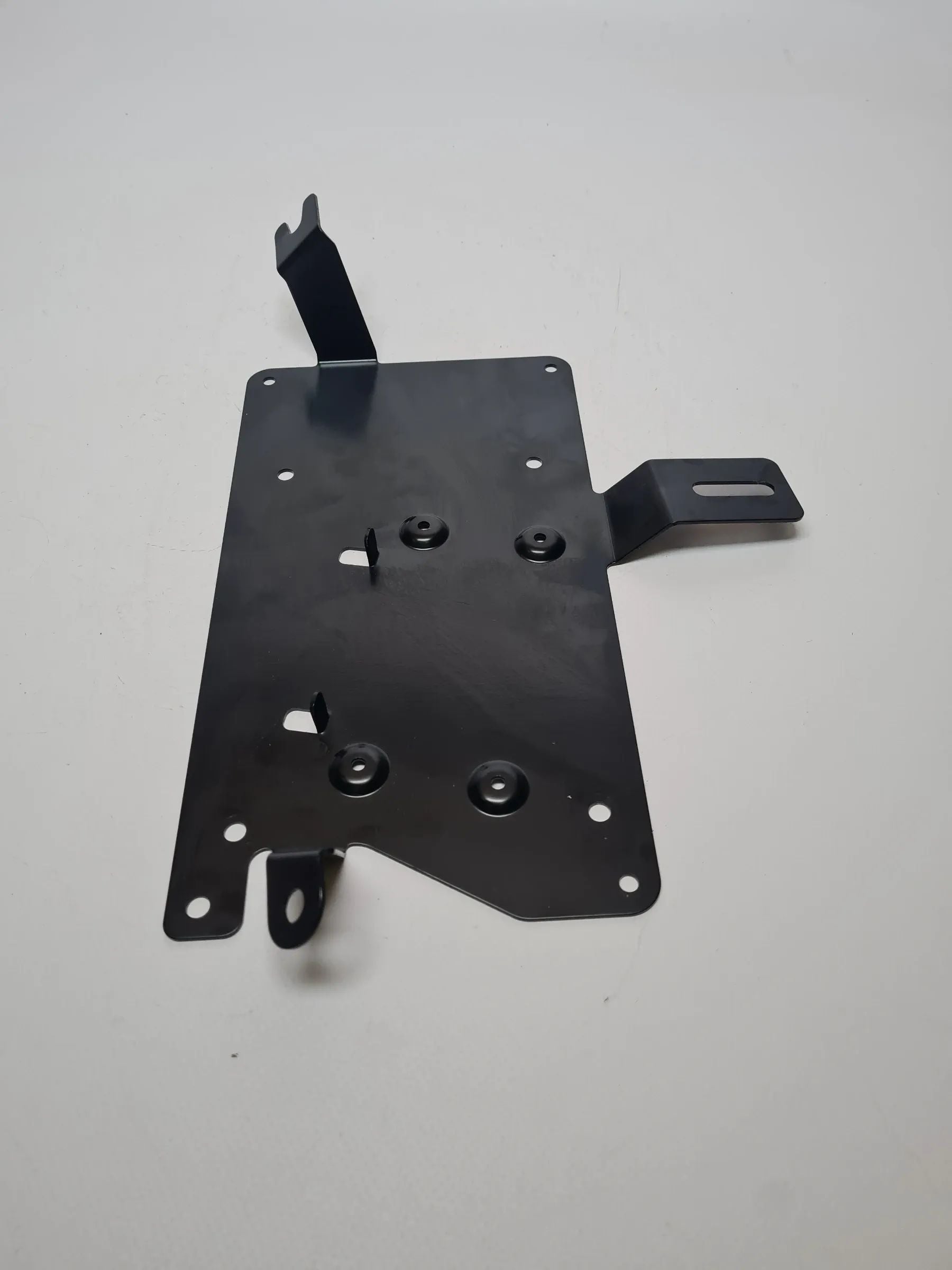 Original Audi A4 (8E/B6/B7) Verstärker Halter 8e5035464A