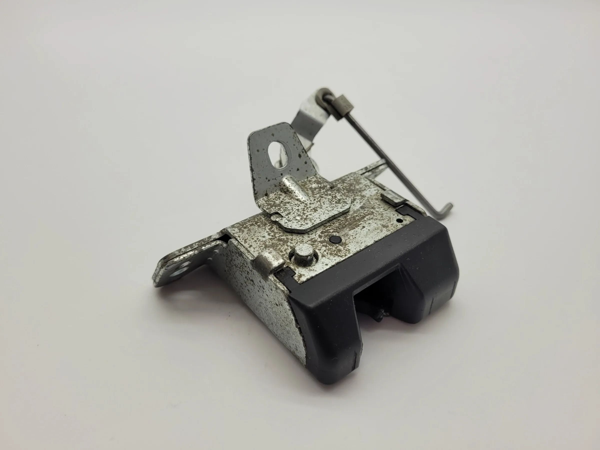 Original Opel Corsa C (X01) Heckklappenschloss 90534769