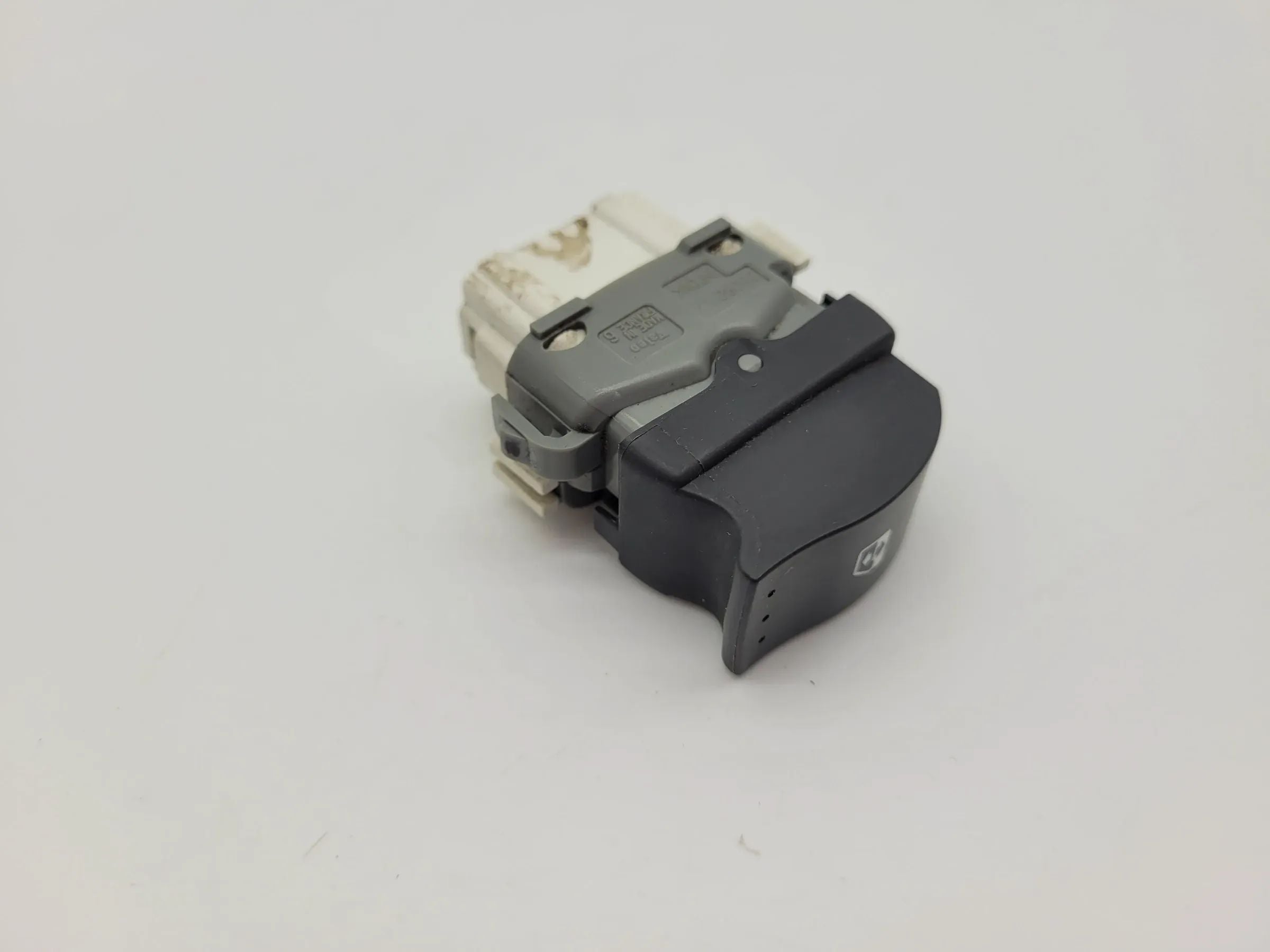 Original Renault Scenic II (JM0/1) Fensterheber Schalter L/R 28082 / 315029