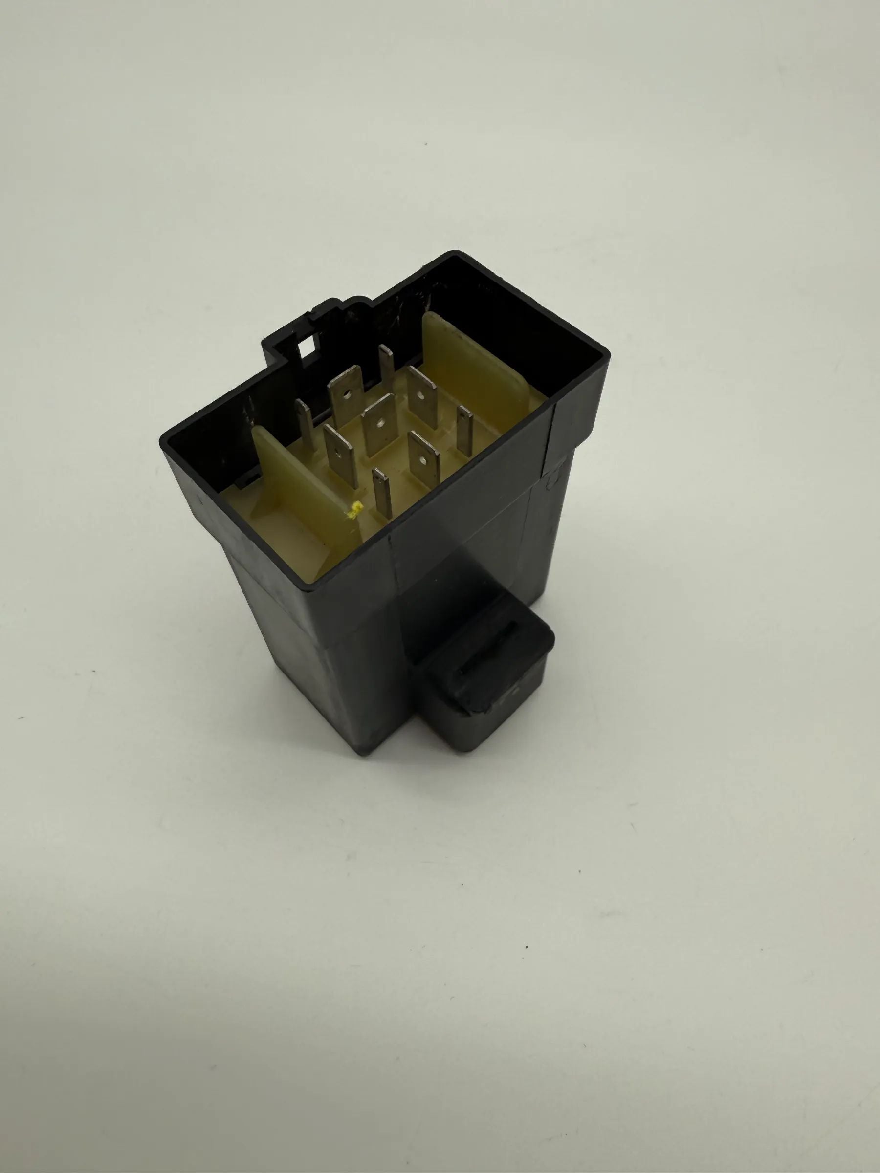 96-00 Chrysler Stratus Window Regulator Relay OEM 2030005c