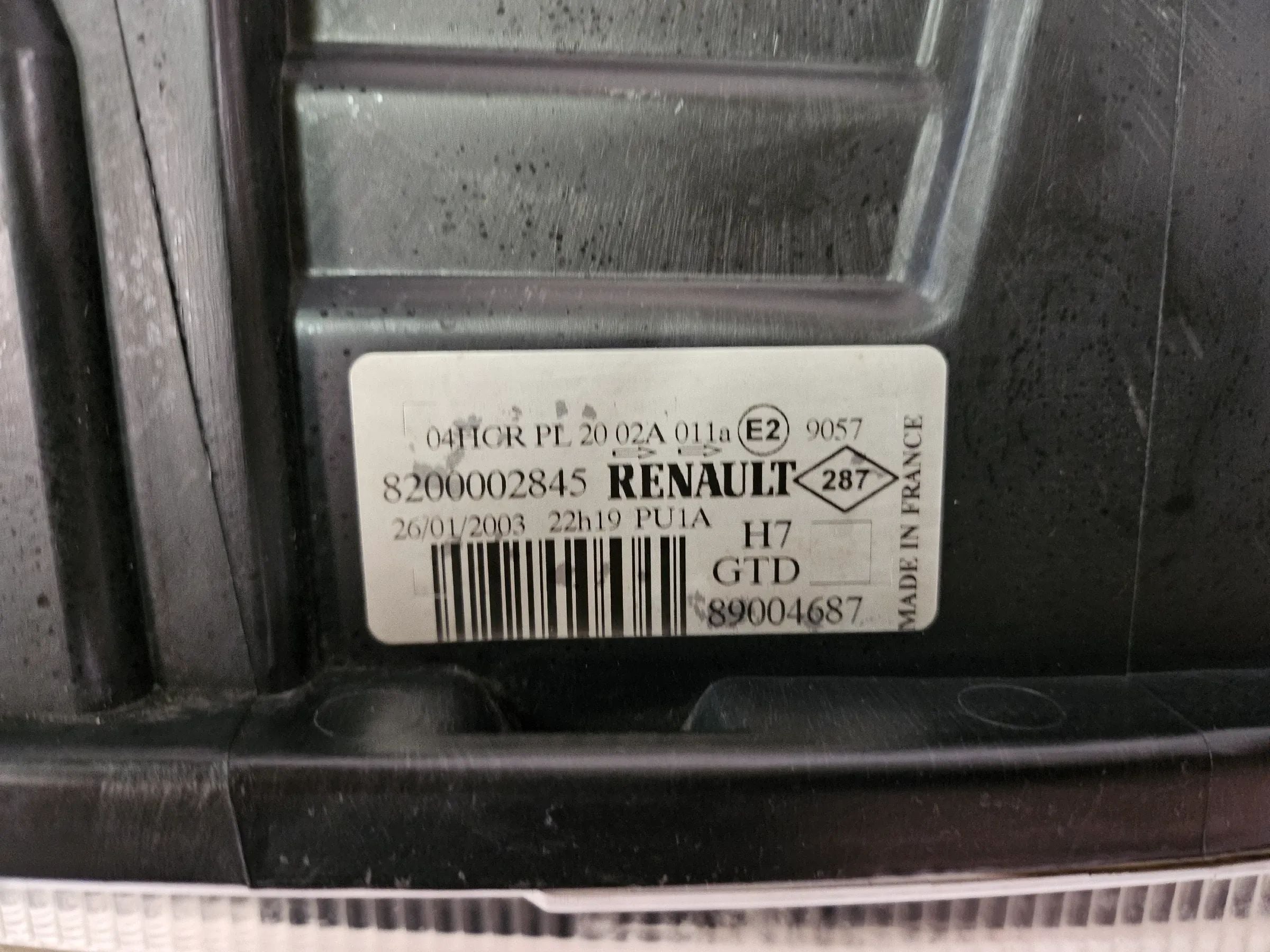 Phare avant gauche d'origine Renault Laguna Grandtour 1.8 G 8200002845