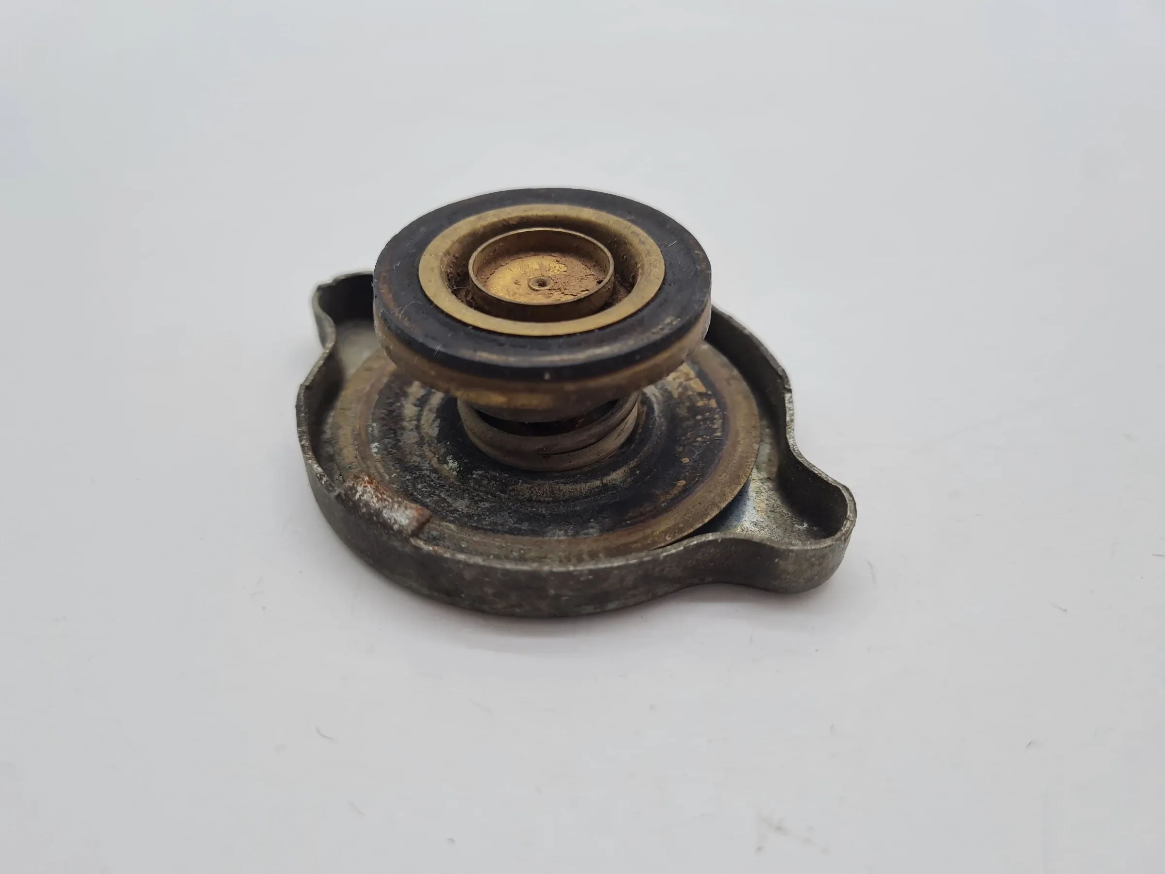 Original Mercedes-Benz (W202/W210/W638) Kühlerstopfen, Verschlussdeckel