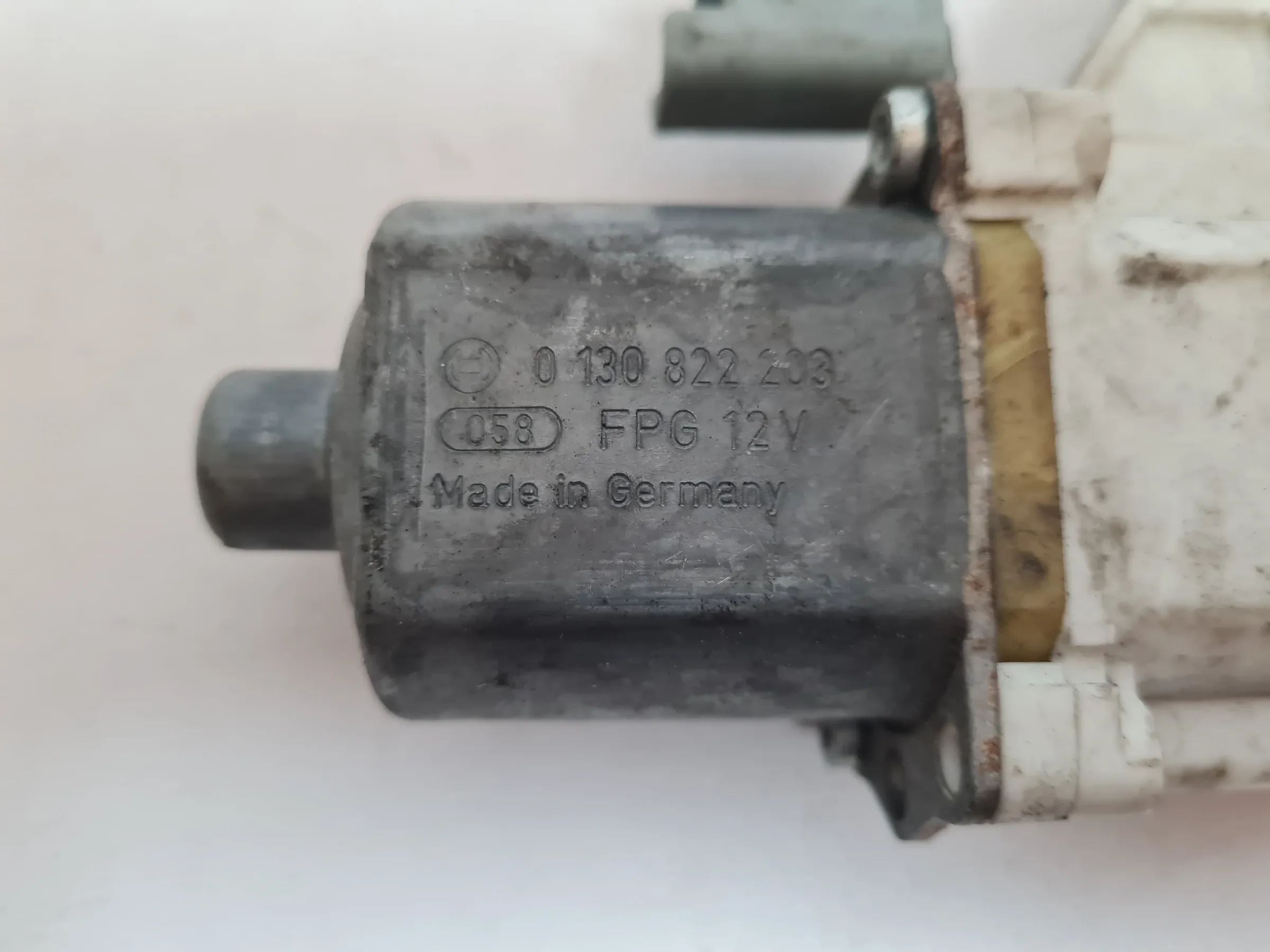 Original Nissan Micra III 3 (K12) Fensterhebermotor Rechts Vorne 0130822203