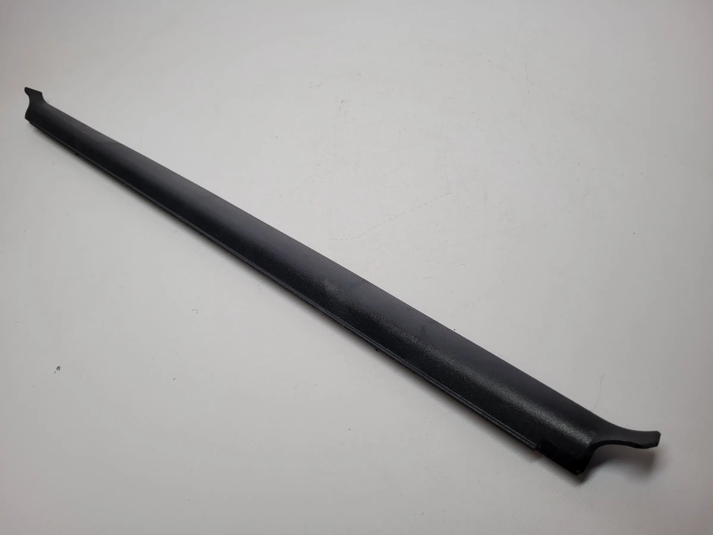 Original Mercedes-Benz C-Klasse (W203) Abdeckung Blende Dach A2037800092