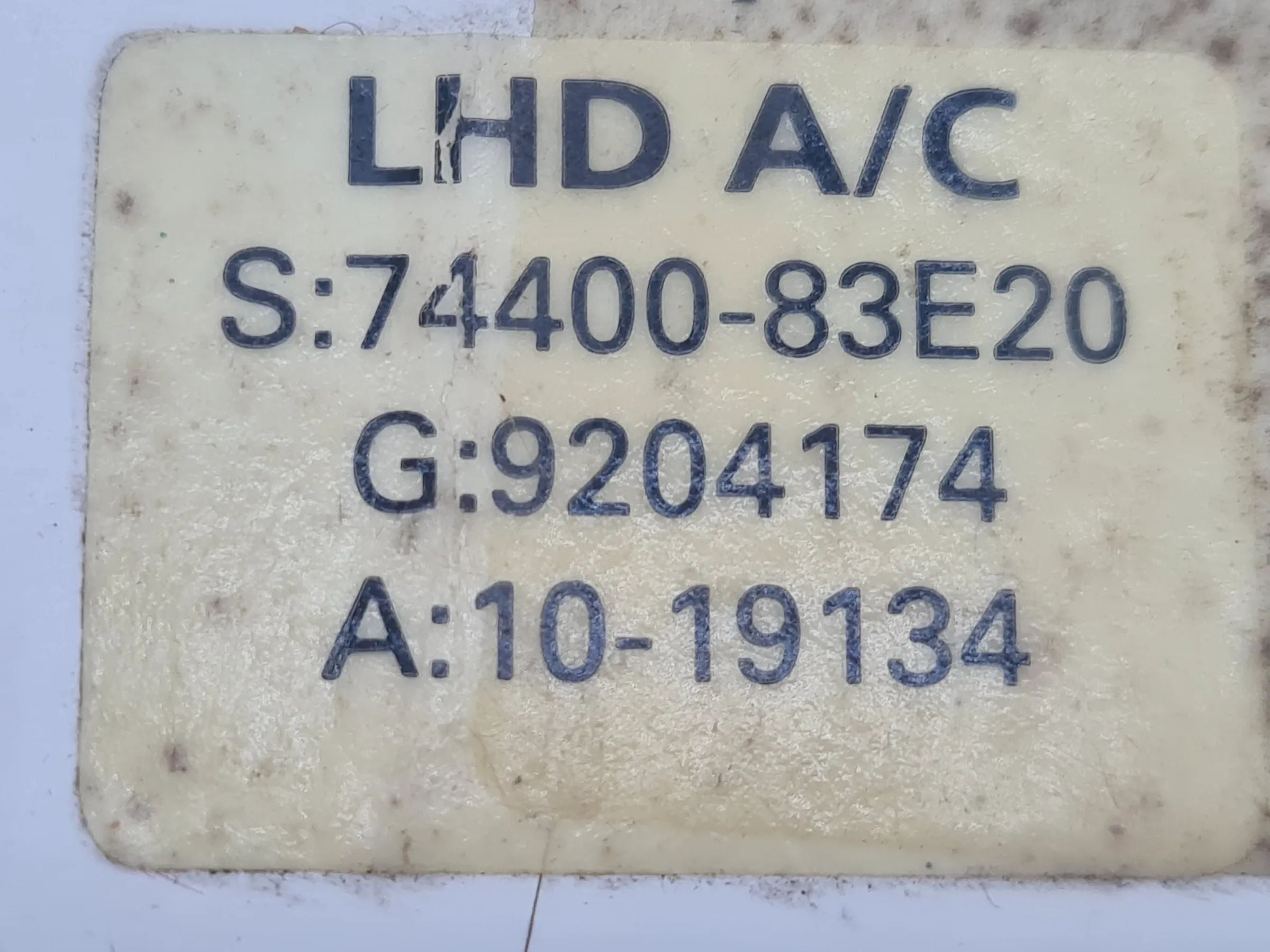 Original Opel/Suzuki Agila A/Wagon R (H00/MM) Klimabedienteil 74400-83E20