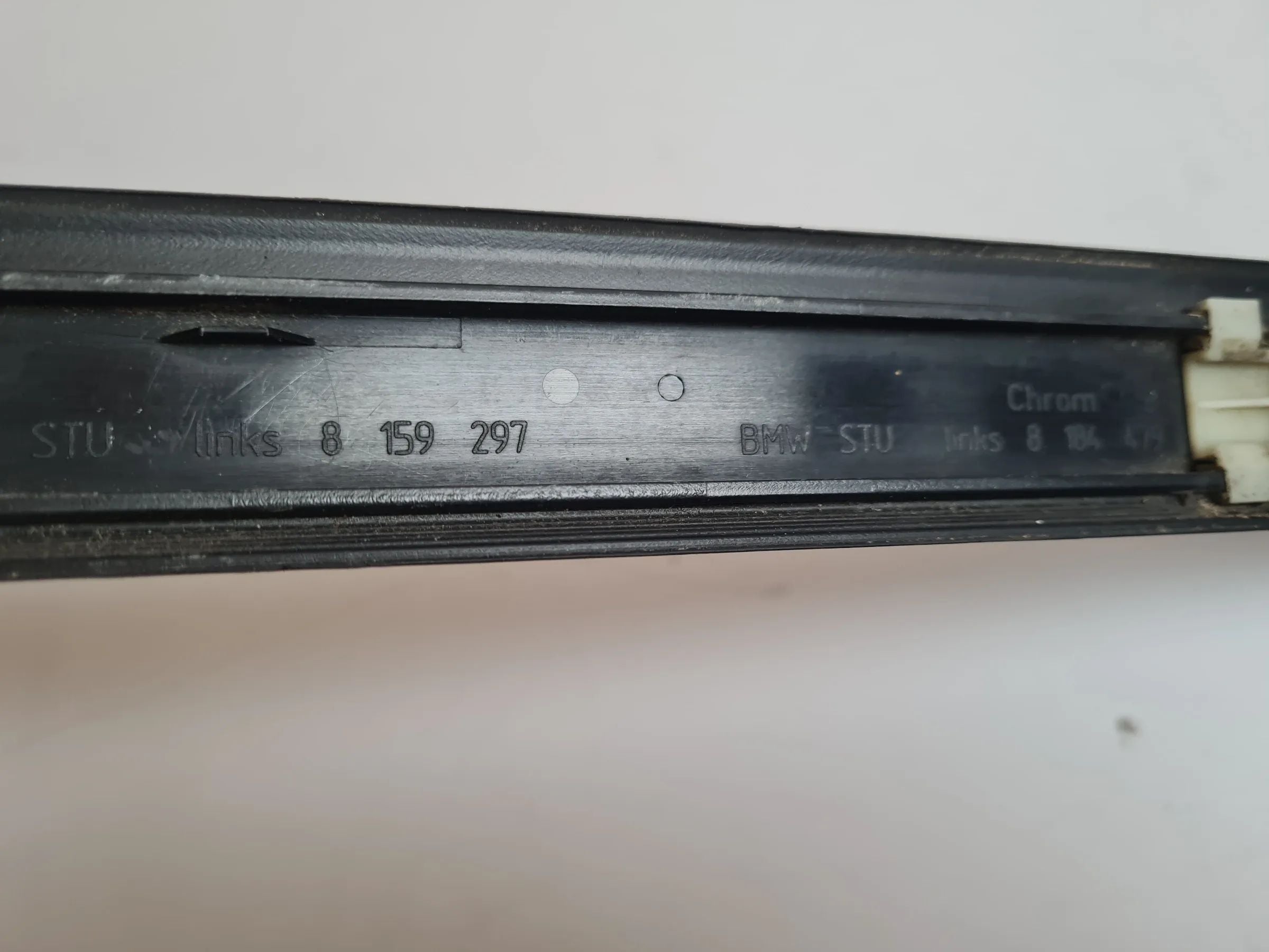 Original BMW 5er (E39) Türleiste Zierleiste Schwarz Links 8159297