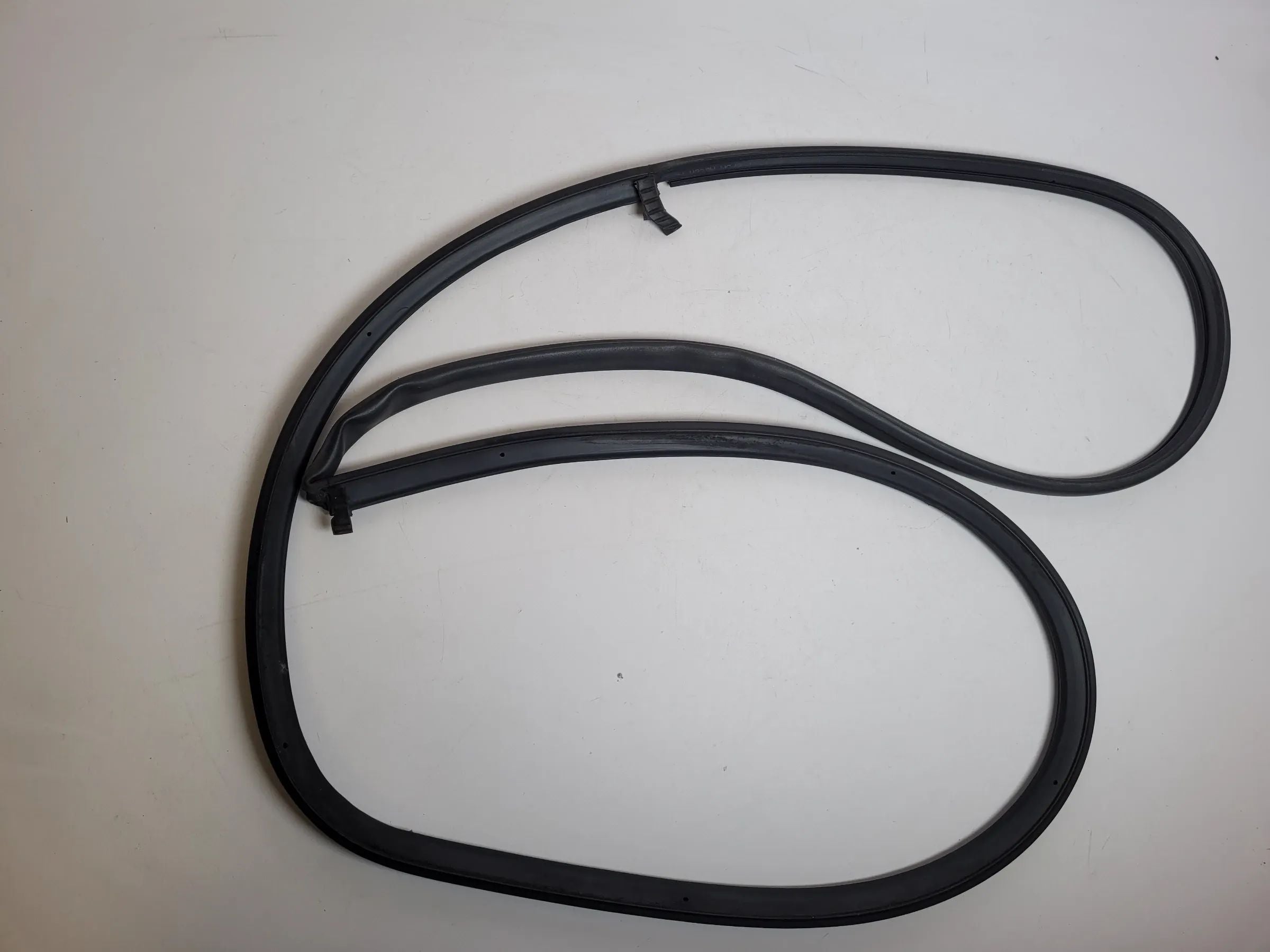 Original Audi A4 (8E/B6/B7) Türdichtung Dichtung Gummi Links Hinten 8E0839911J