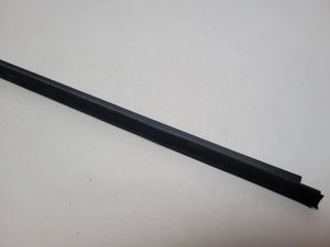Original Audi A4 (8E/B6/B7) Tür Fenster Dichtung Leiste Rechts 8E0837480