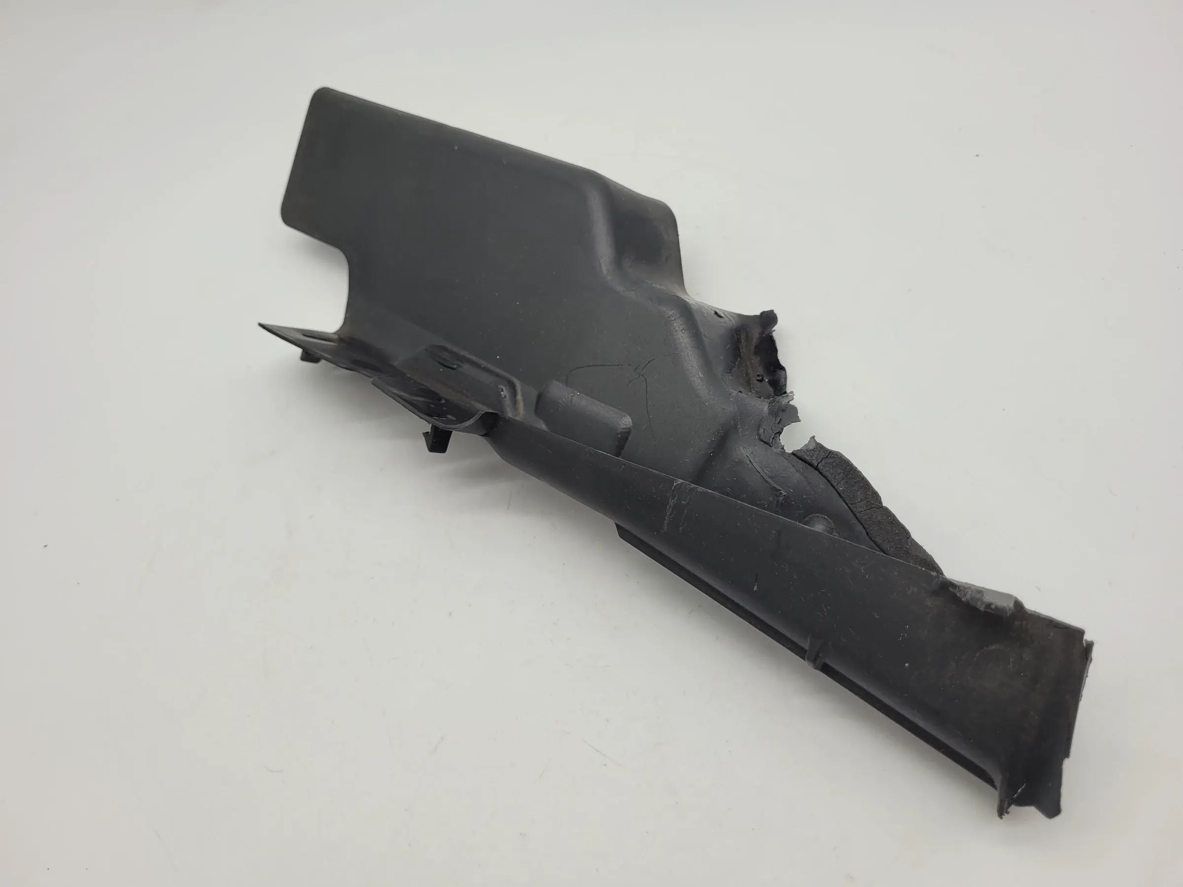 Original Audi A4 (8E/B6/B7) Verkleidung Türschloss Links Vorne 8E0837349