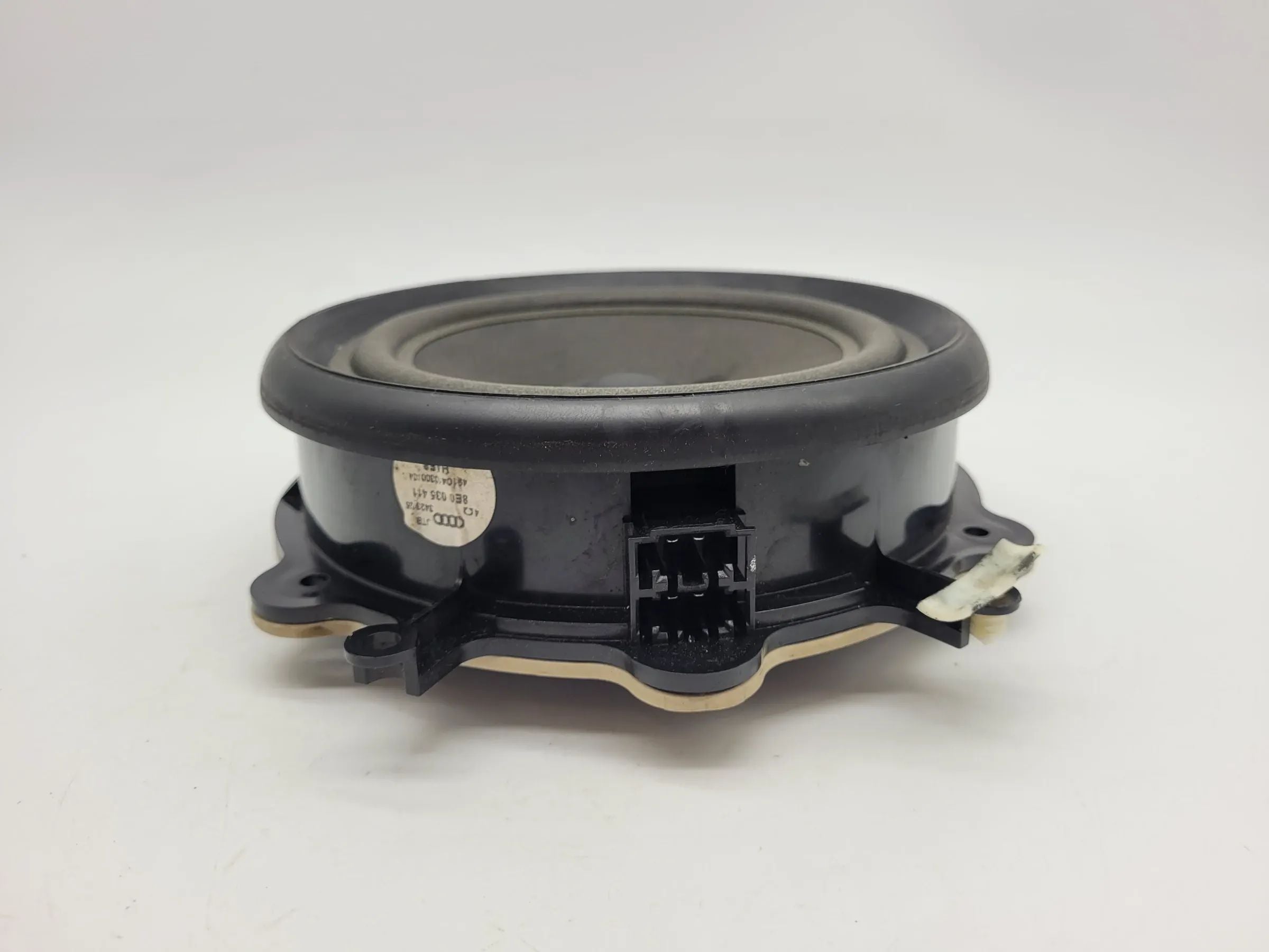 Original Audi A4 (S-Line) JTB Lautsprecher Box L/R Vorne/Hinten 8E0035411