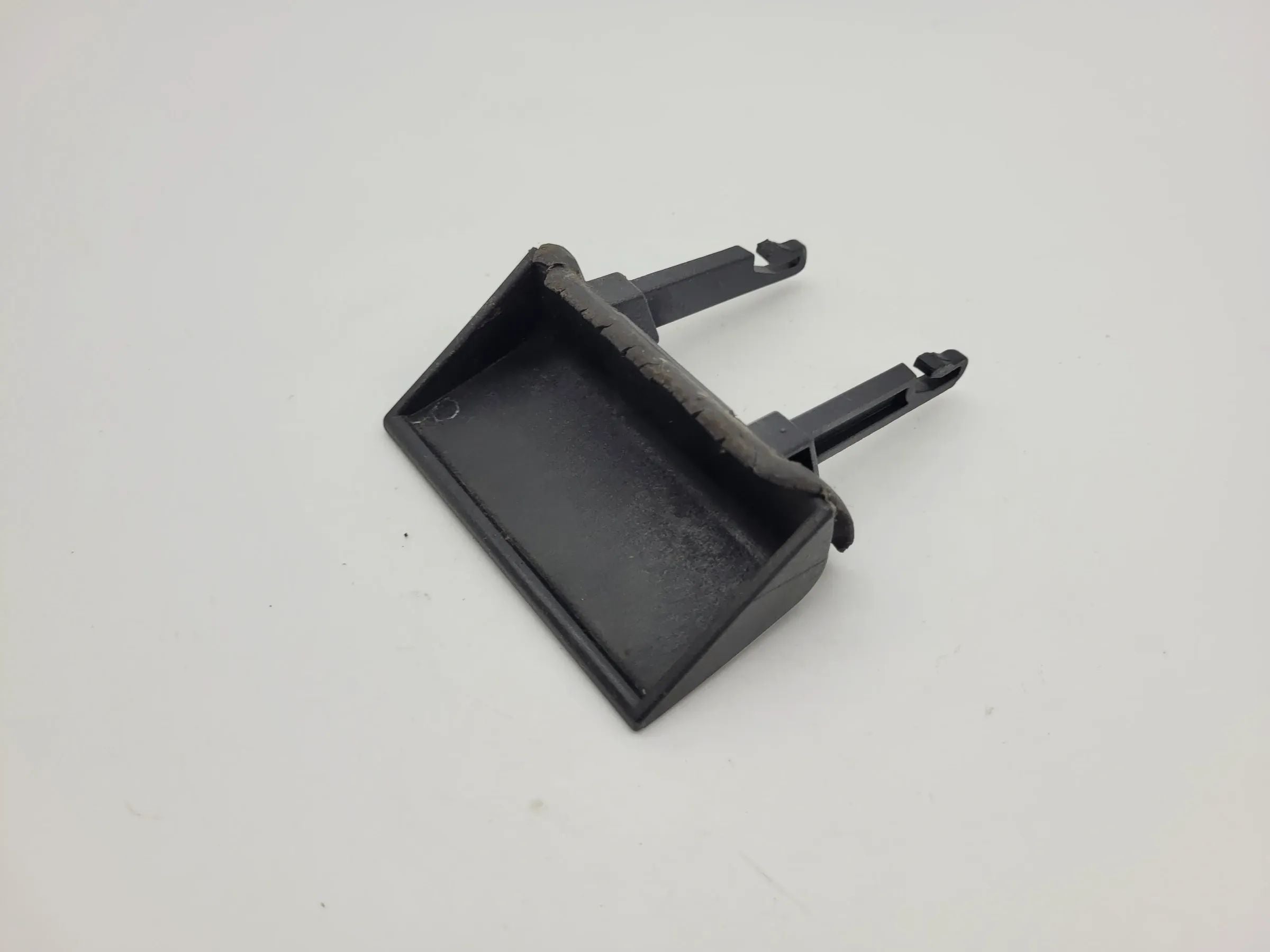 Original Audi A6 (4B2/4B4) Heckklappengriff 4B0827778A