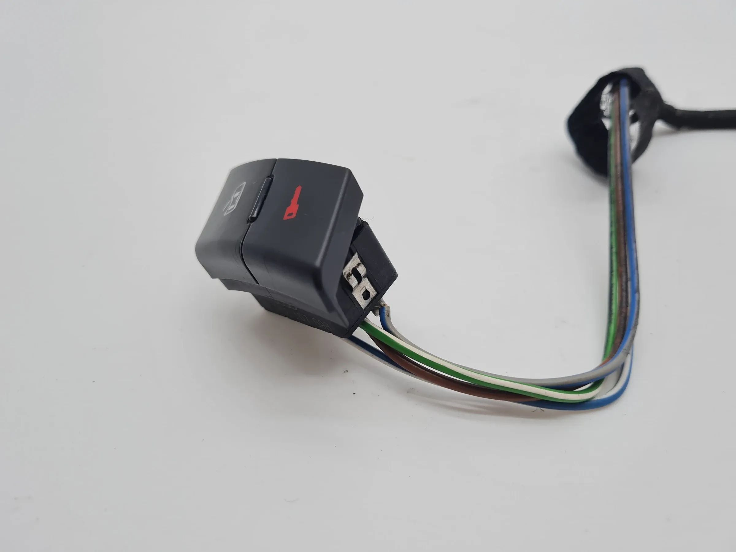Original Audi A6 (4B2/4B4) Schalter Zentralverriegelung 4B1962107B98