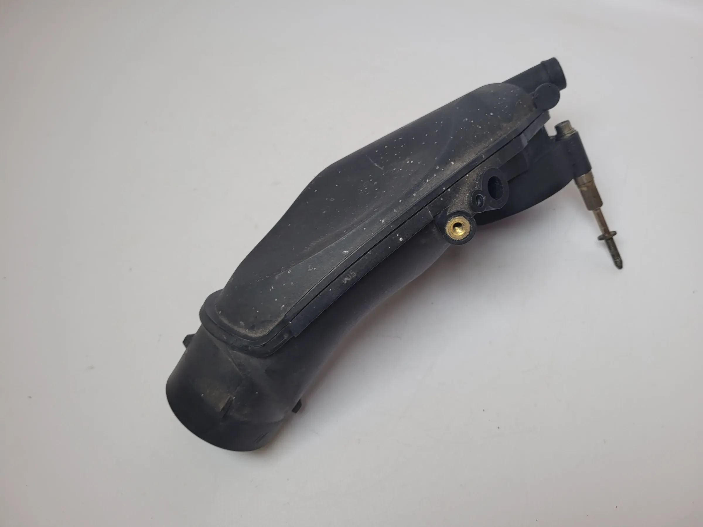 Original Audi A6 (4B2/4B4) Ansaugrohr Ansaugstutzen Luftrohr 078133356F