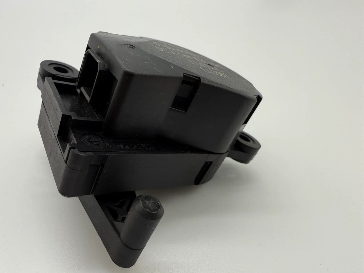 Original Mercedes Benz A-Class W168 A140 heater actuator A1688204342 