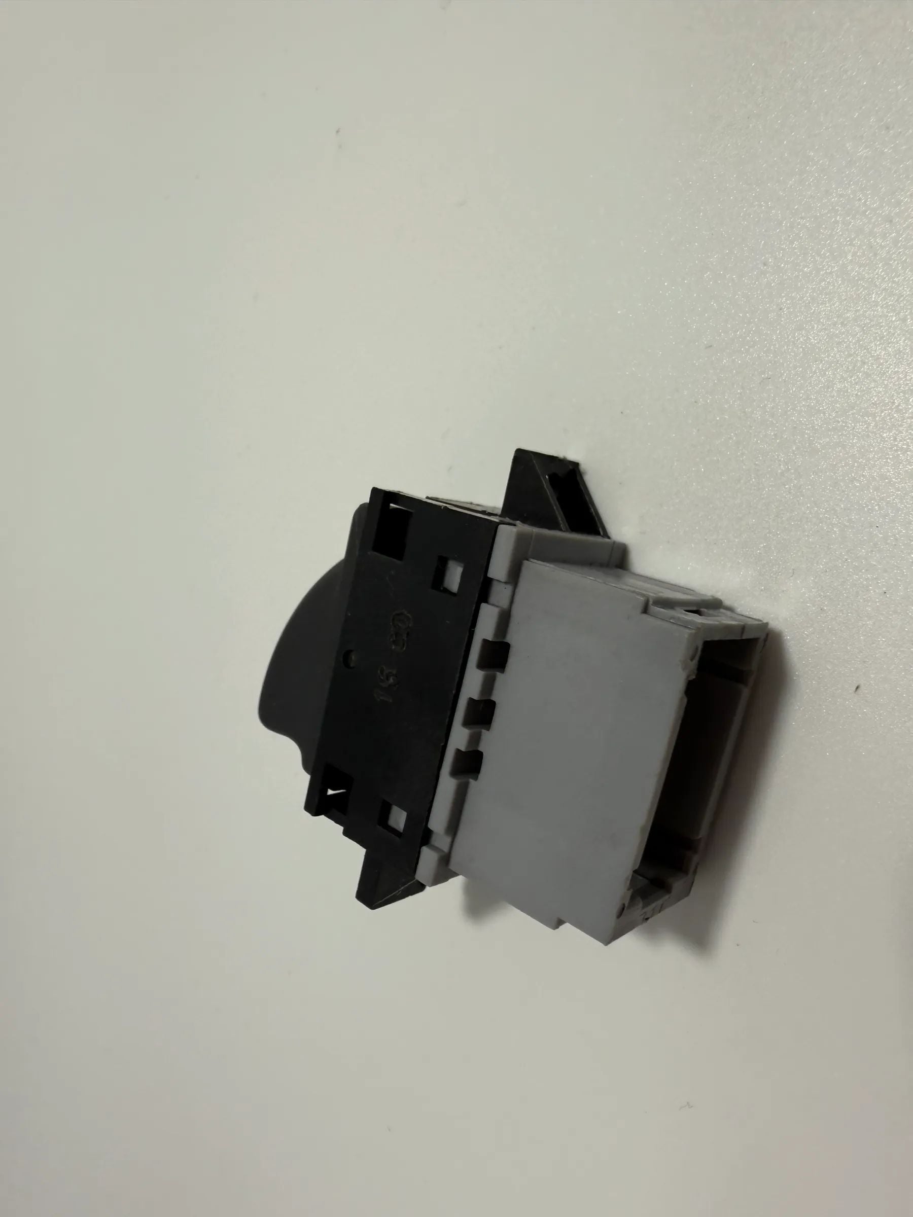 Original Renault Laguna I (B56_, 556_) 1.8 Interruptor Elevalunas Cinzento 7700417486