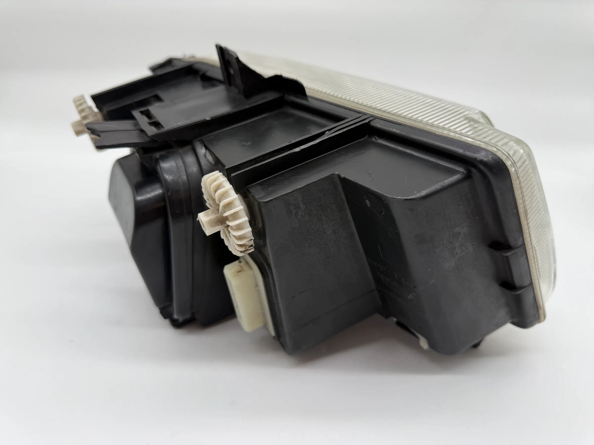 Оригинальная левая фара VW Polo III Variant (6KV5) 6K5941015