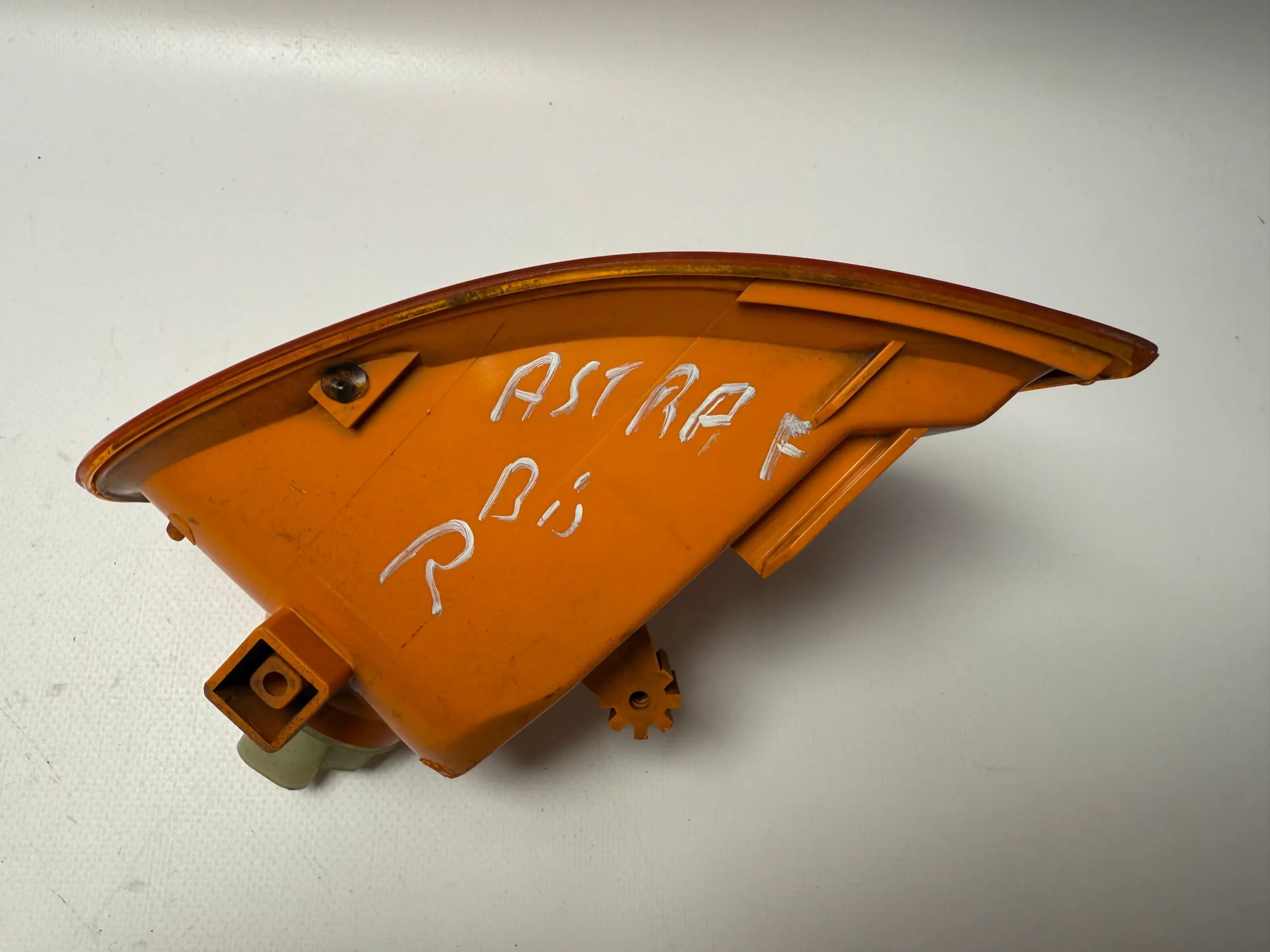 Intermitente delantero derecho original Opel F Astra naranja 91-94 Britax 90421897