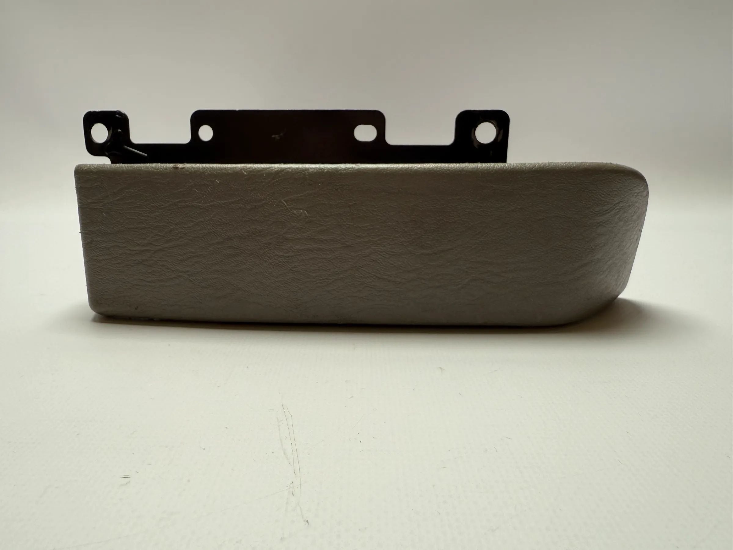 Originele CHRYSLER Voyager bekerhouder 0RR44TRMAB