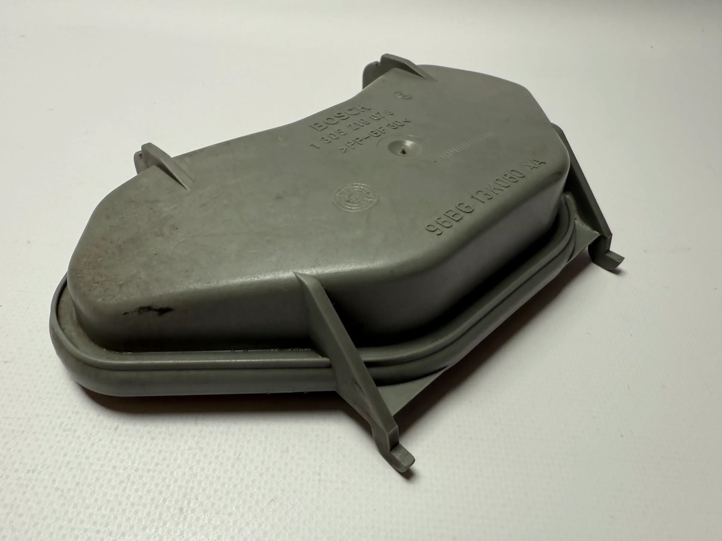 Original Ford Mondeo Tampa do Farol GBP/BNP/BFP Esquerdo/Direito Bosch 1305219078