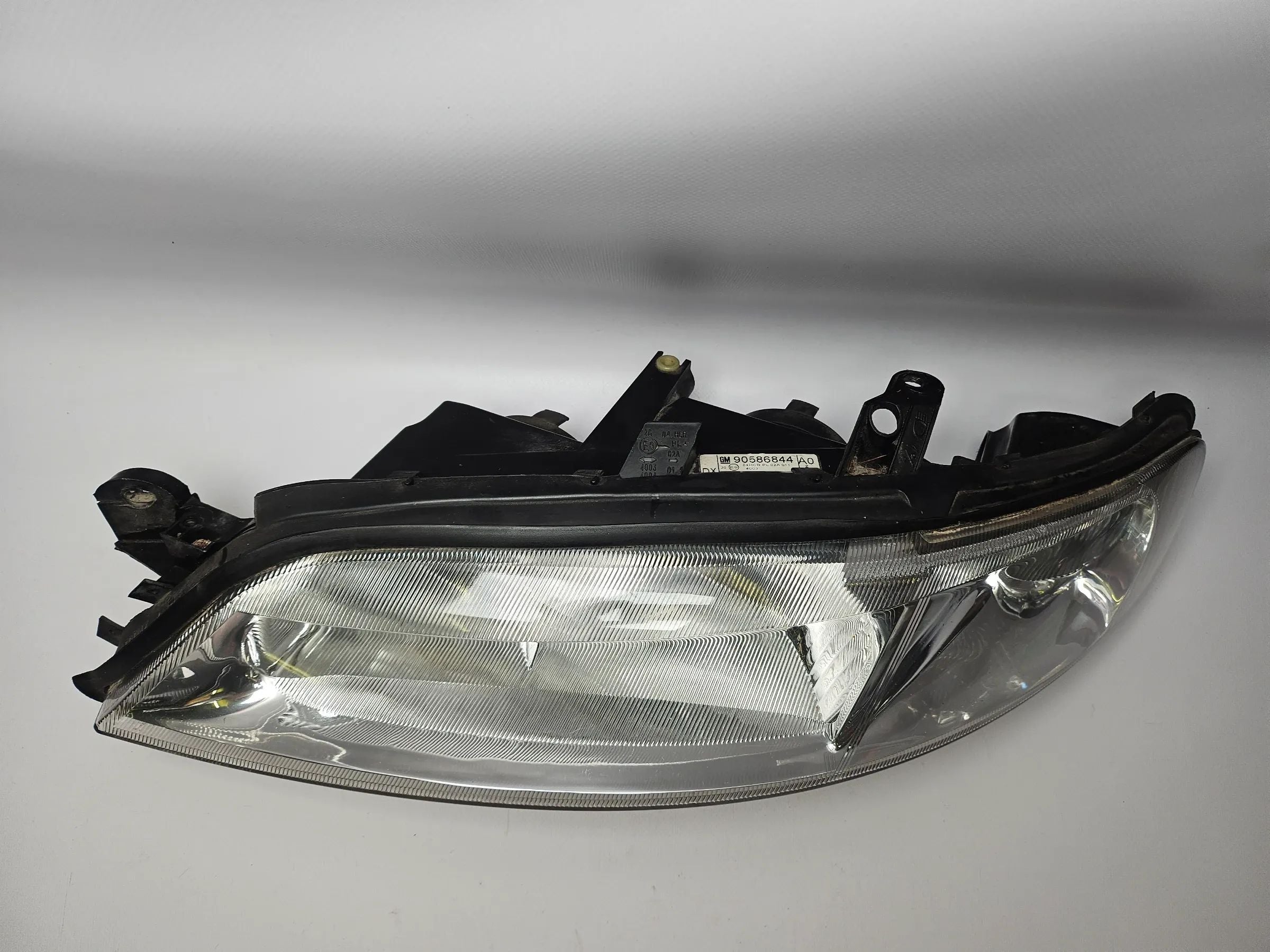 Originele 99-02 Opel B Vectra Koplamp Halogeen Voor Links met LWR 90586844