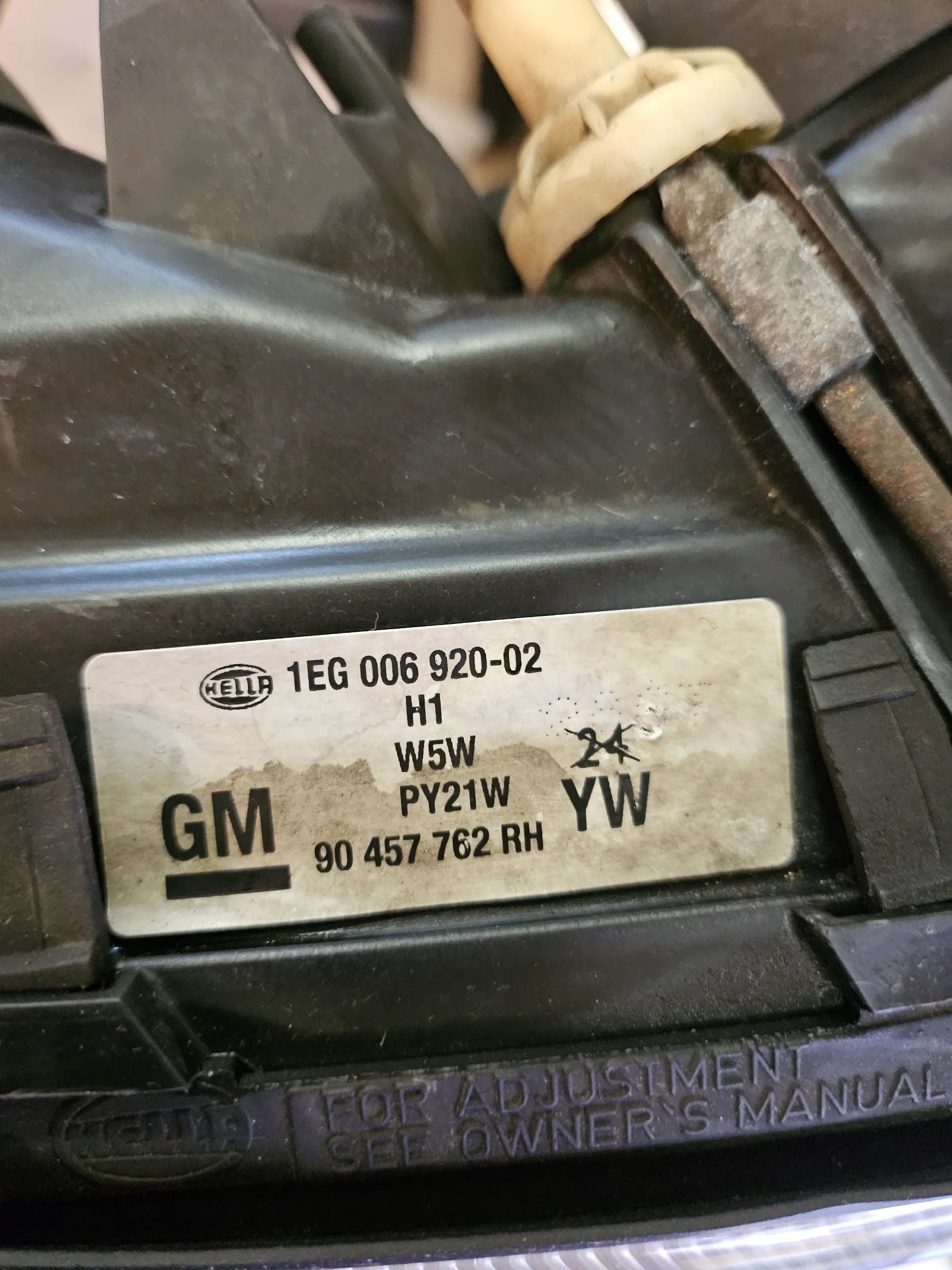 Farol completo original Opel Omega 2.0 16V B com LWR 90457762