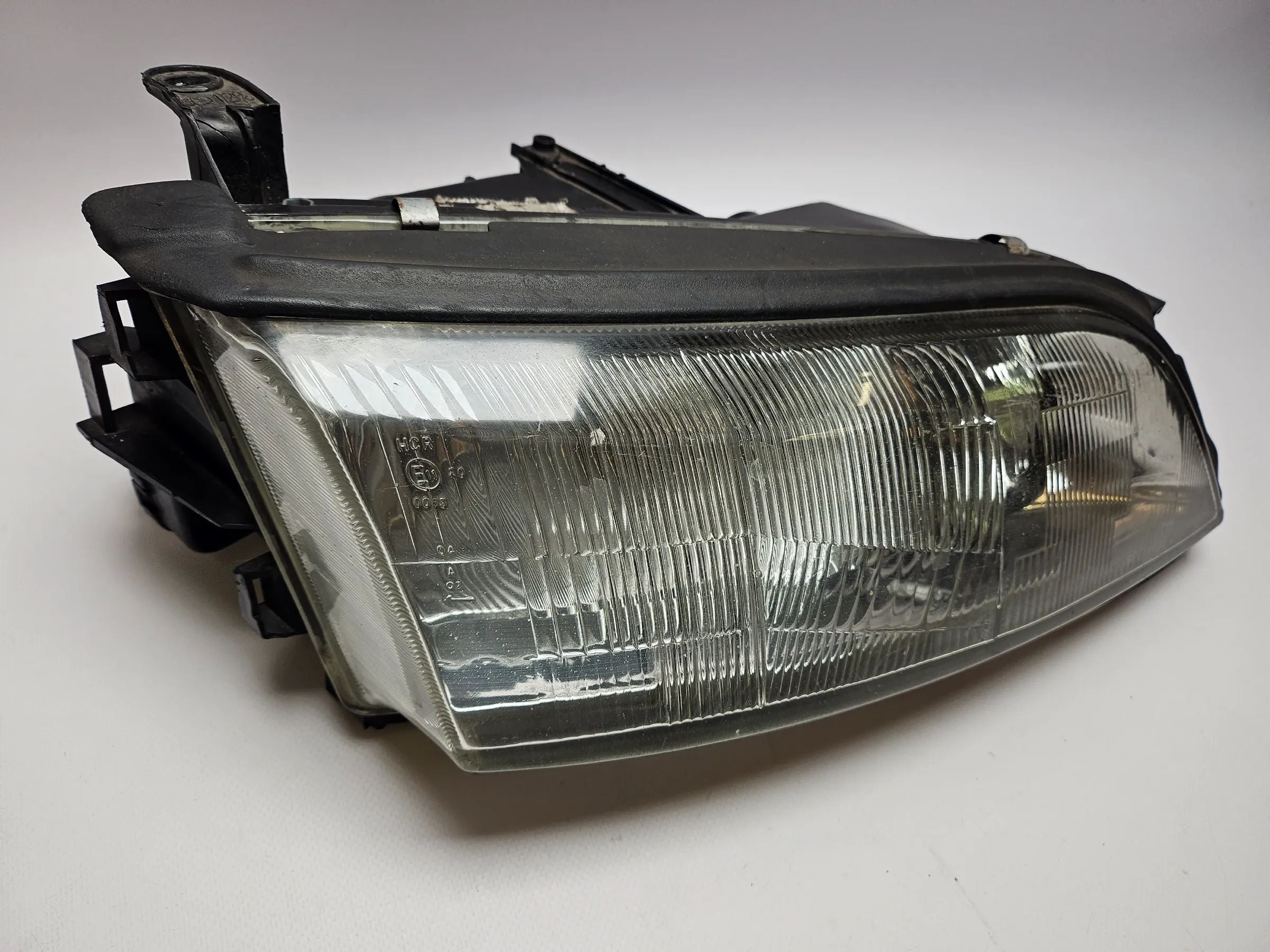 Оригинальная правая фара Opel Vectra B (36) с корректором 54532888 - Auto-veritas