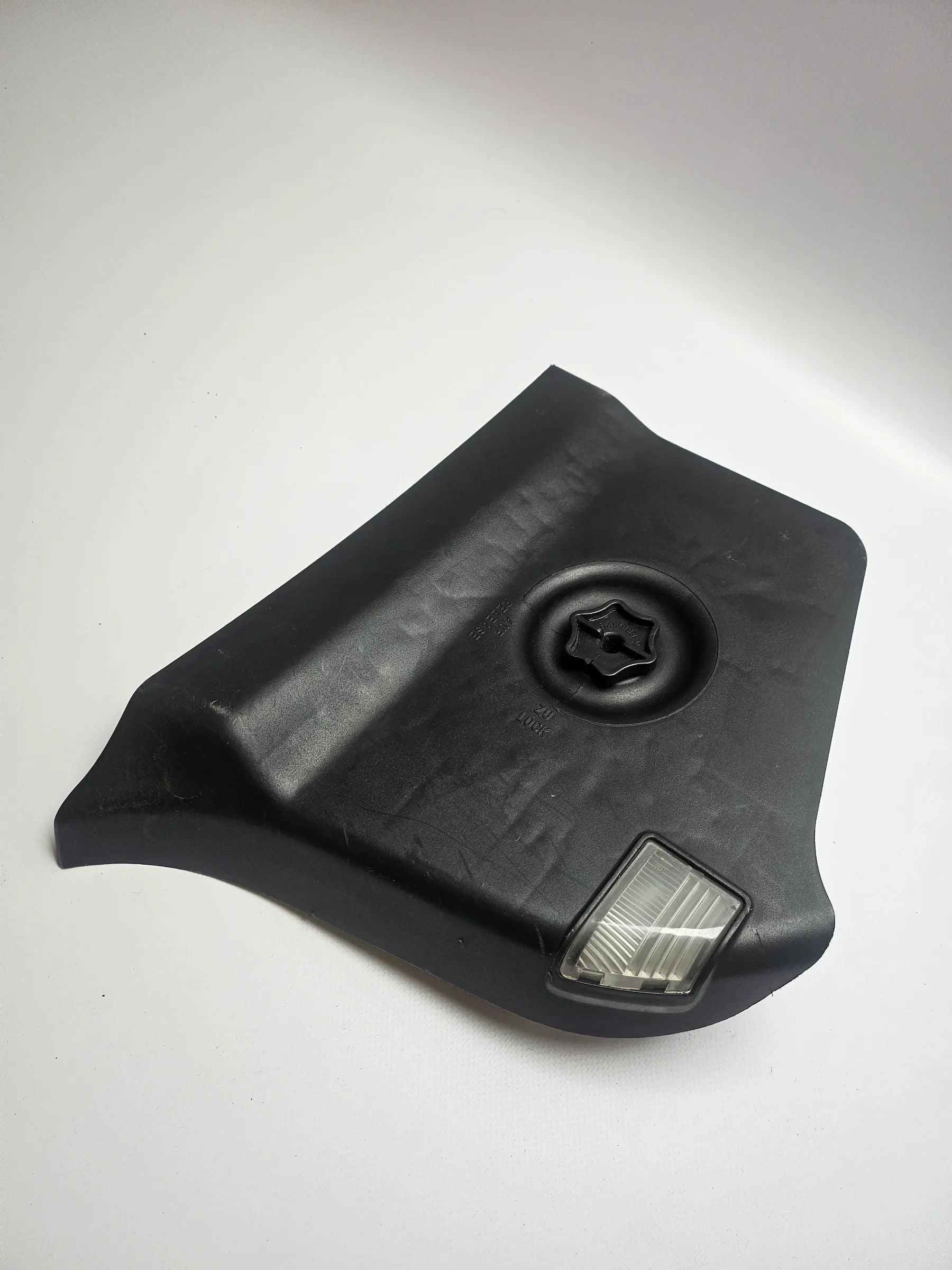 BMW E36 Compact 99 Porta lampada fanale posteriore destro 9404429